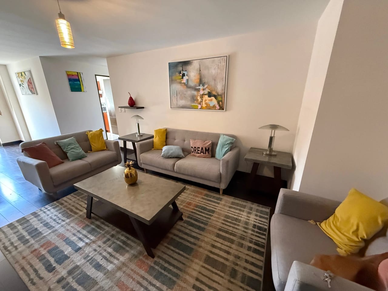 Rento apartamento en Zona 14 EDIFICIO EXCLUSIVO CERCA EUROPLAZA — Apartamento en Alquiler en Catania, Zona 14, Guatemala, Ciudad — foto 14 de 17