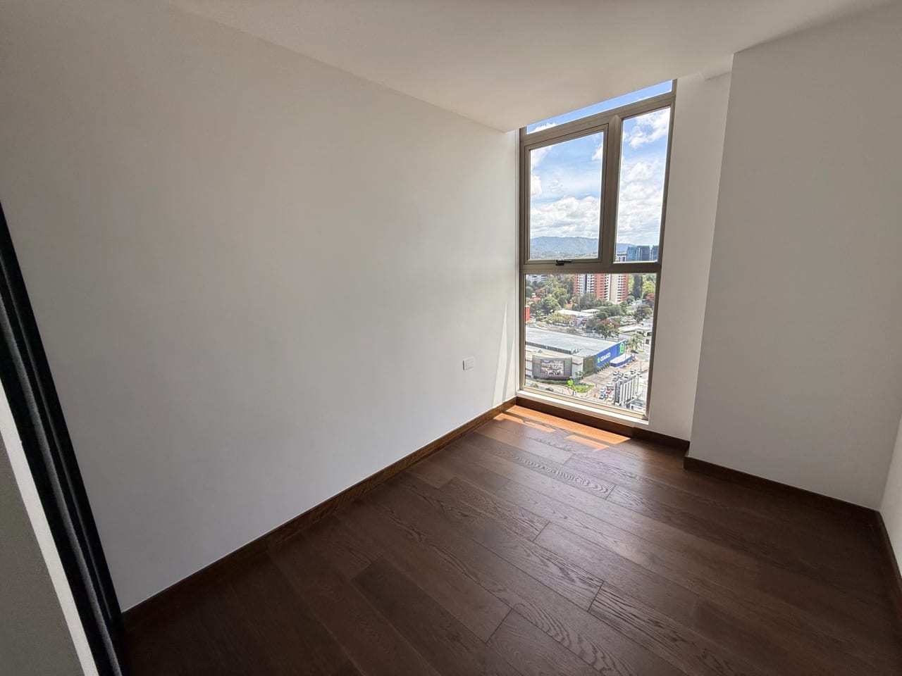 Rento apartamento en Zona 10 EDIFICIO NUEVO CON AMENIDADES DE LUJO — Apartamento en Alquiler en Atarah, Zona 10, Guatemala, Ciudad — foto 17 de 17