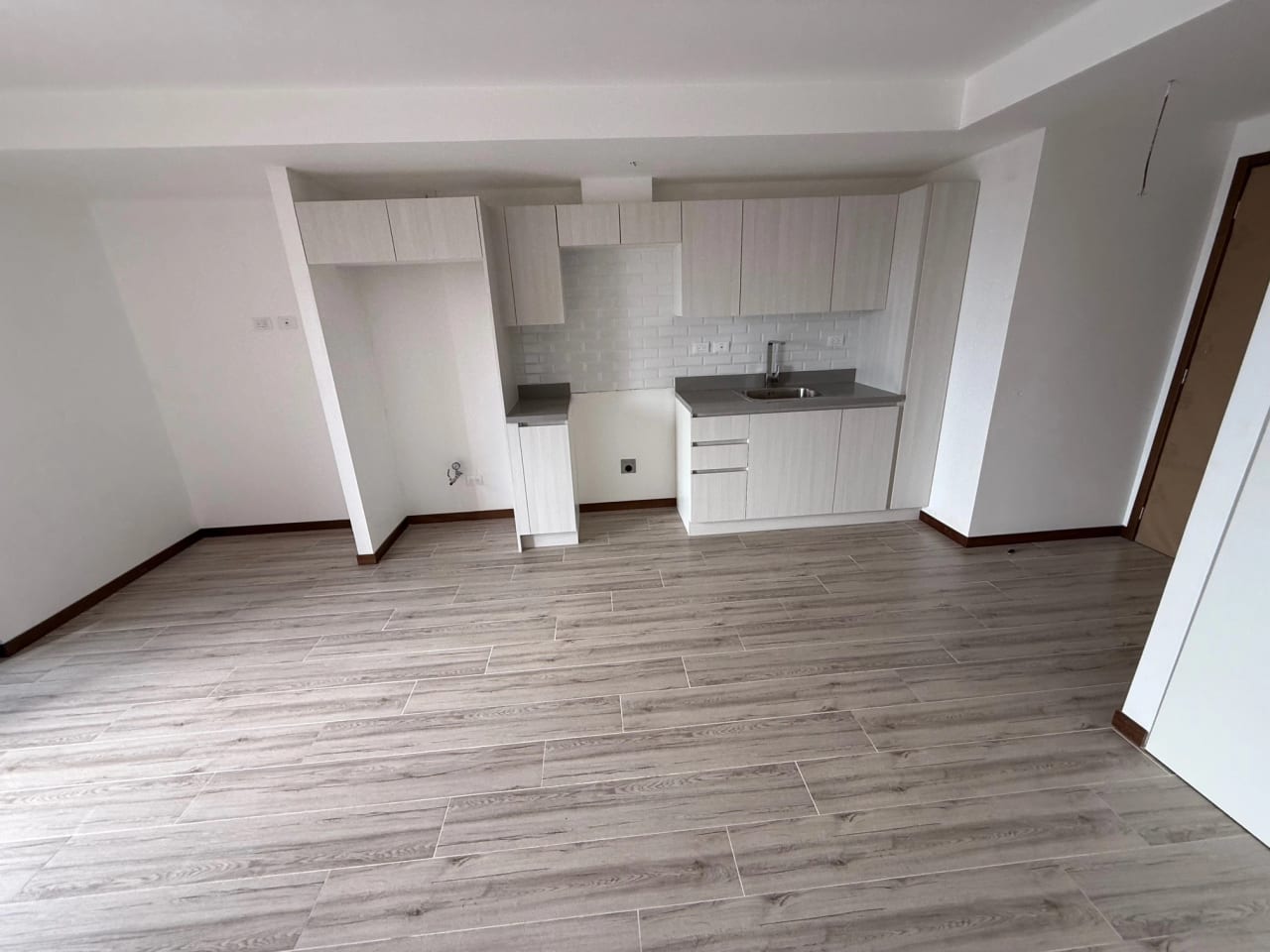 Venta de Apartamento en Zona 10 – Cerca de Diagonal 6, Edificio Nuevo — Apartamento en Venta en Neo Apartamentos, Zona 10, Guatemala, Ciudad — foto 15 de 17