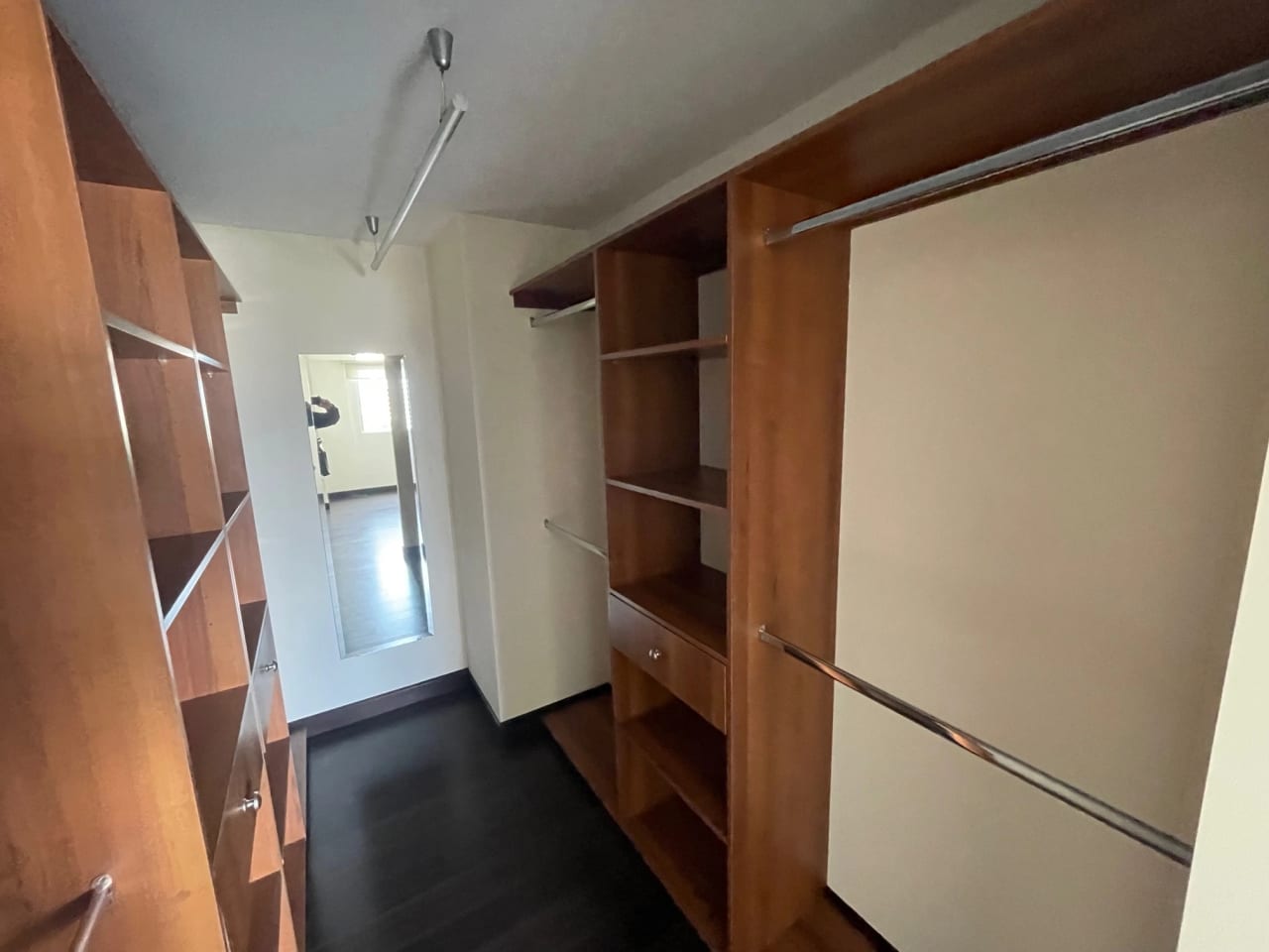 Rento apartamento de 3 dormitorios en Zona 14 CERCA DE EUROPLAZA — Apartamento en Alquiler en Catania, Zona 14, Guatemala, Ciudad — foto 12 de 17