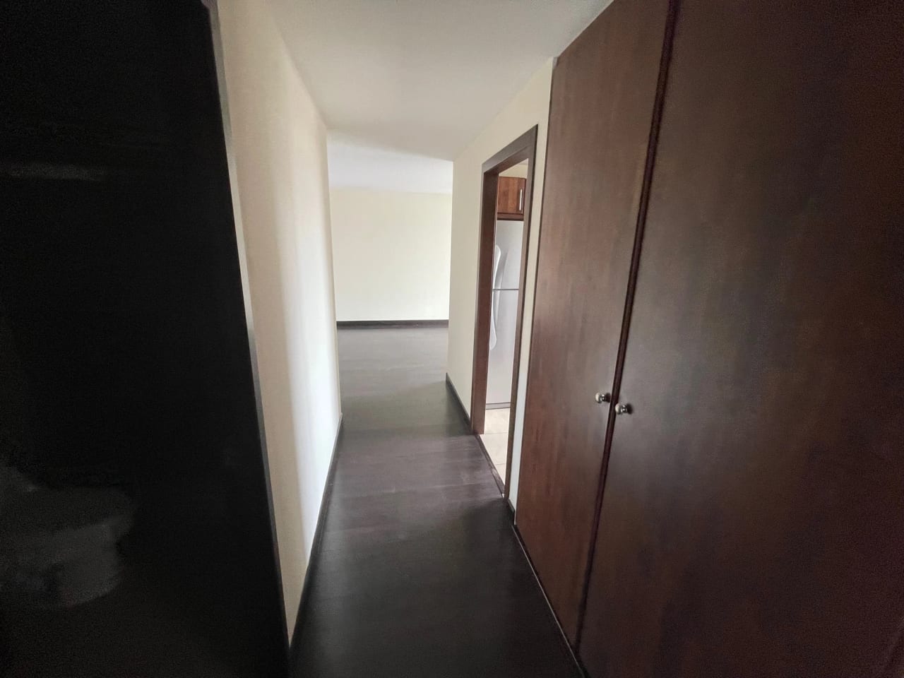 Rento apartamento de 3 dormitorios en Zona 14 CERCA DE EUROPLAZA — Apartamento en Alquiler en Catania, Zona 14, Guatemala, Ciudad — foto 14 de 17