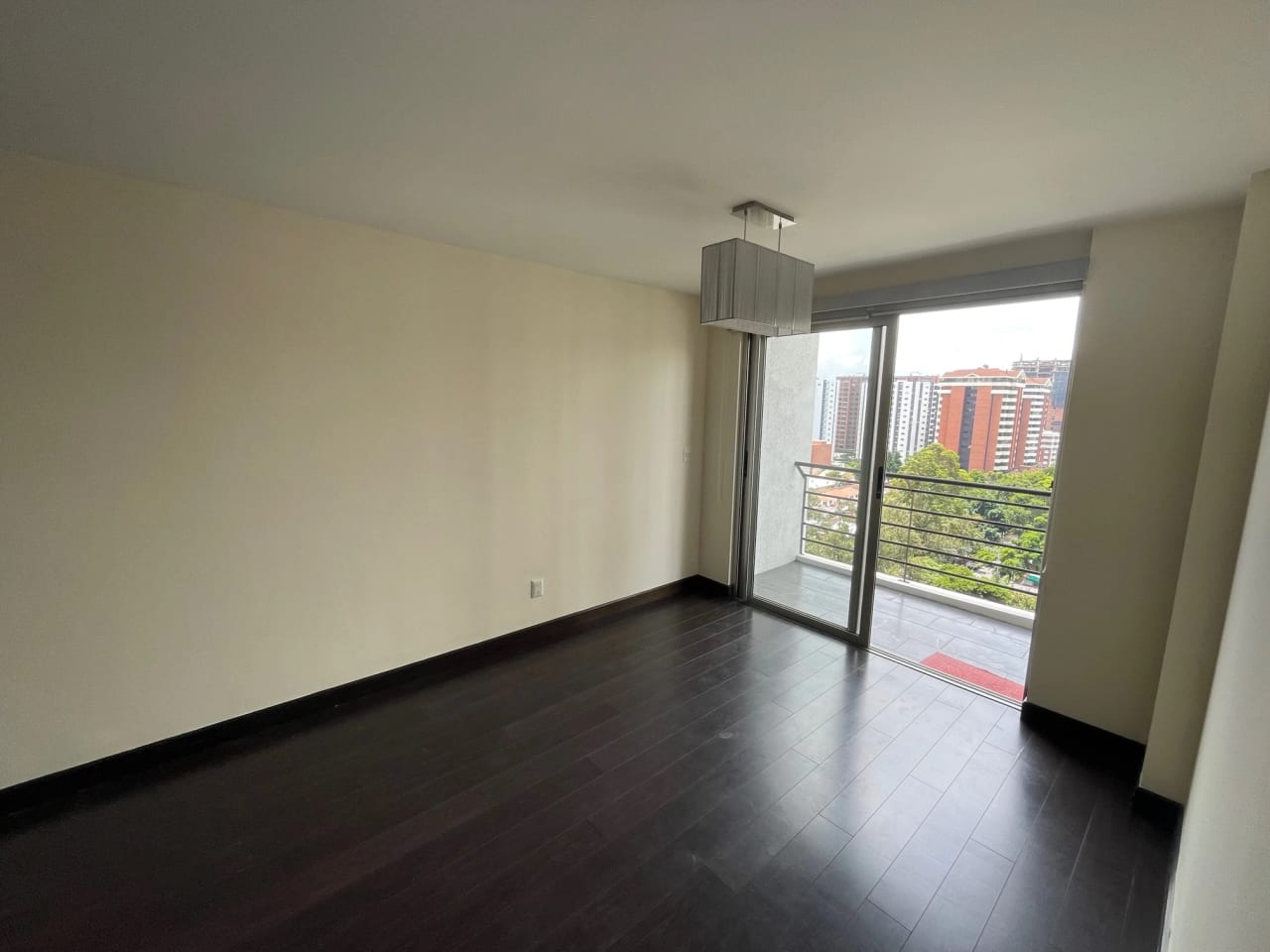 Rento apartamento de 3 dormitorios en Zona 14 CERCA DE EUROPLAZA — Apartamento en Alquiler en Catania, Zona 14, Guatemala, Ciudad — foto 17 de 17