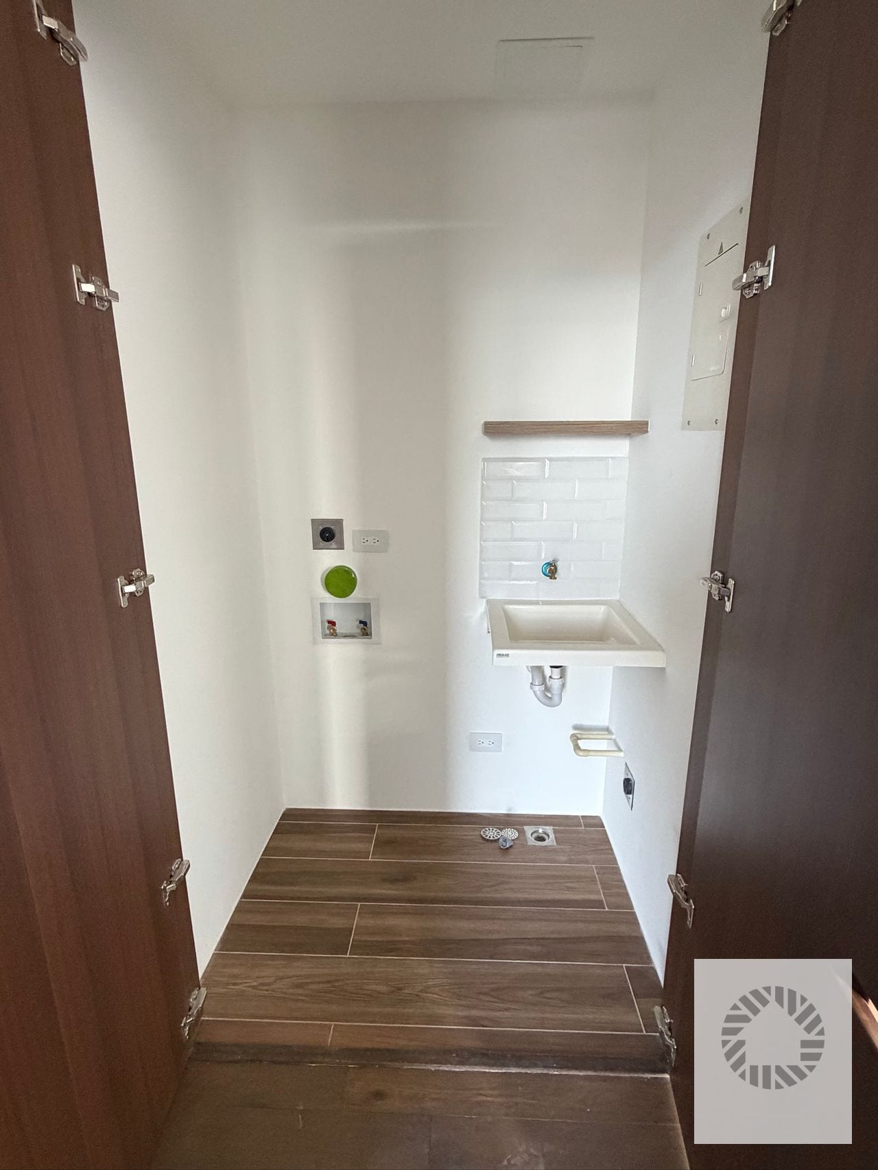 Lindo Apartamento — Apartamento en Venta en Atarah, Zona 10, Guatemala, Ciudad — foto 9 de 10