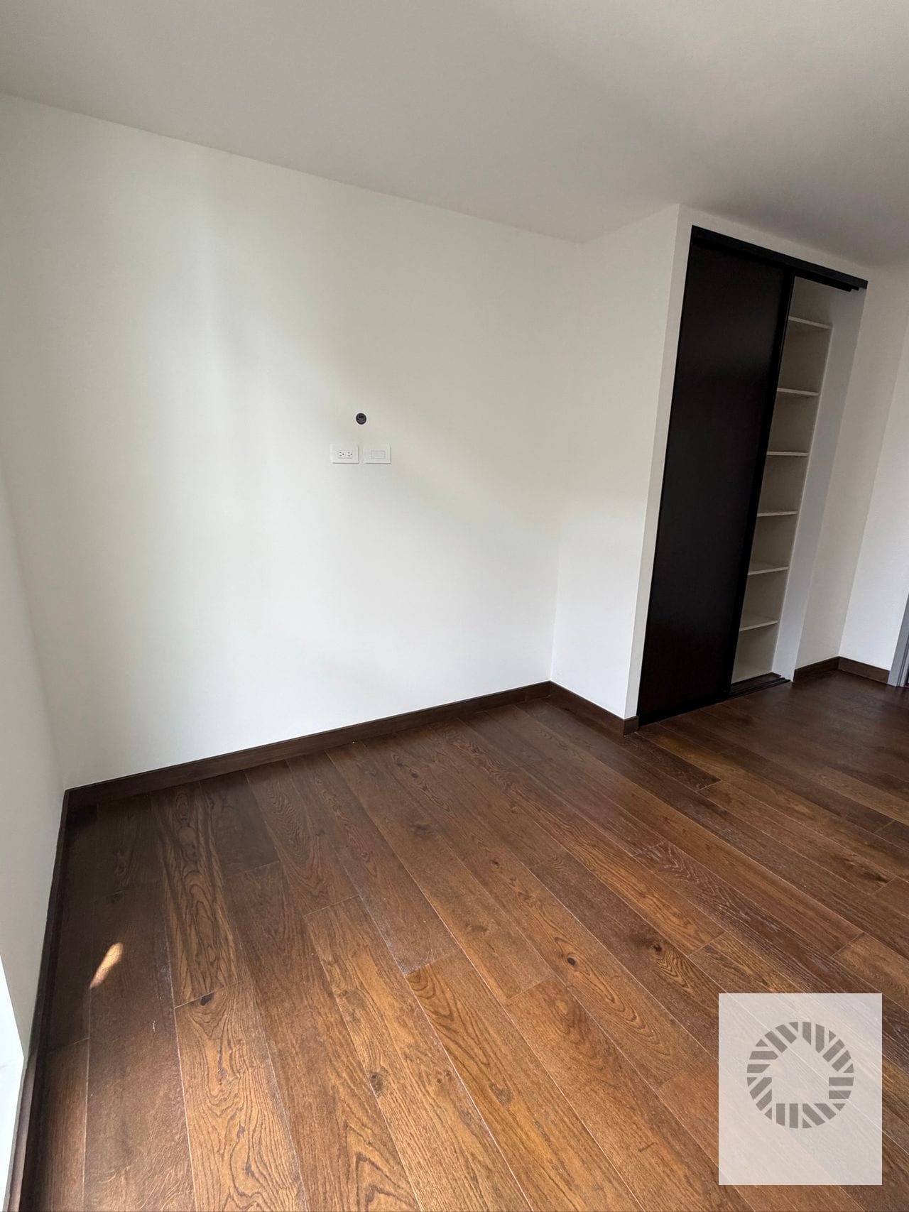 Bonito Apartamento — Apartamento en Alquiler en Atarah, Zona 10, Guatemala, Ciudad — foto 3 de 10