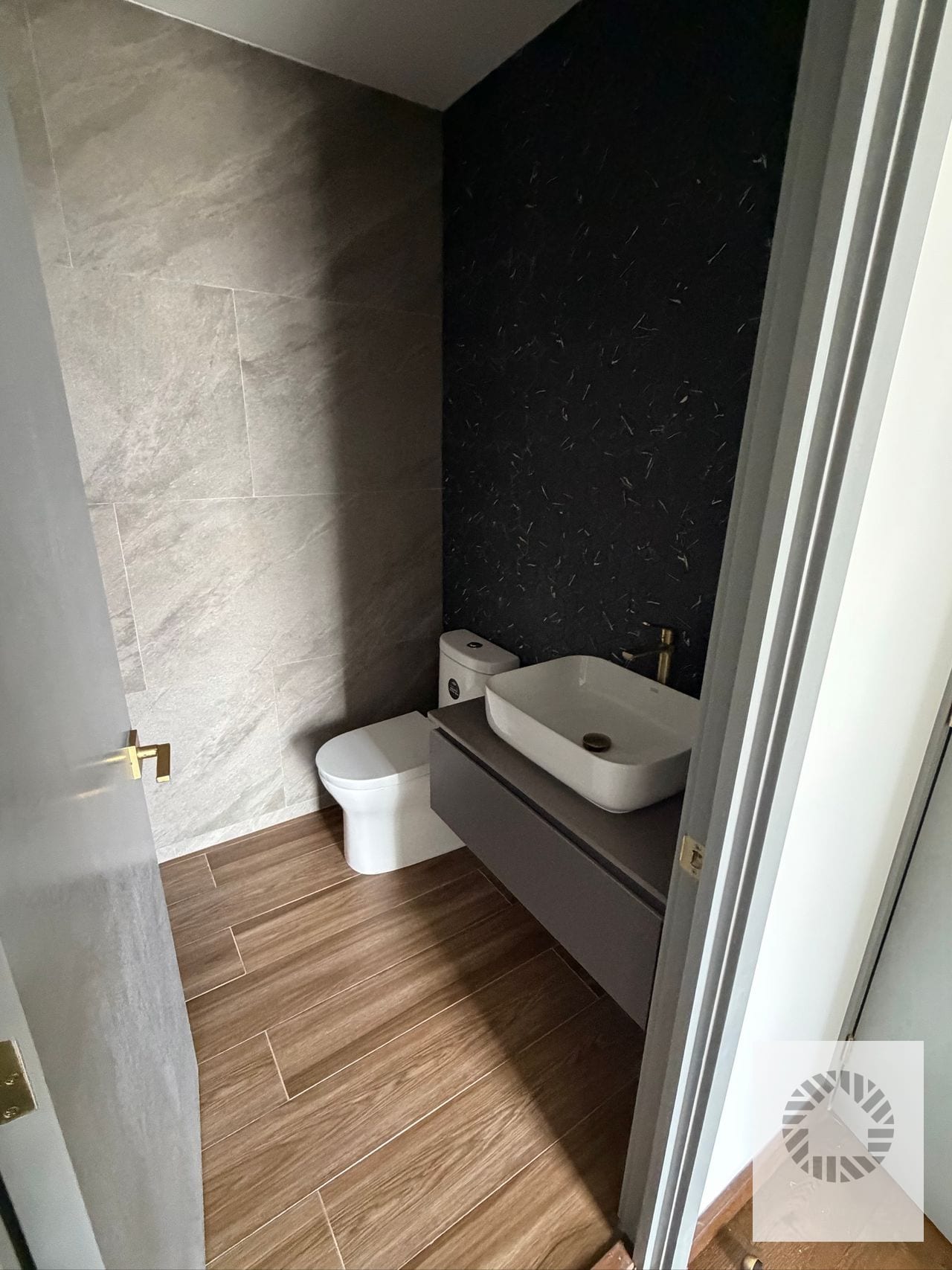 Bonito Apartamento — Apartamento en Alquiler en Atarah, Zona 10, Guatemala, Ciudad — foto 7 de 10