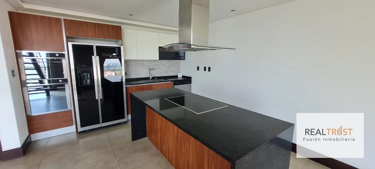 RENTO APARTAMENTO EN VIÚ CAYALÁ - 12