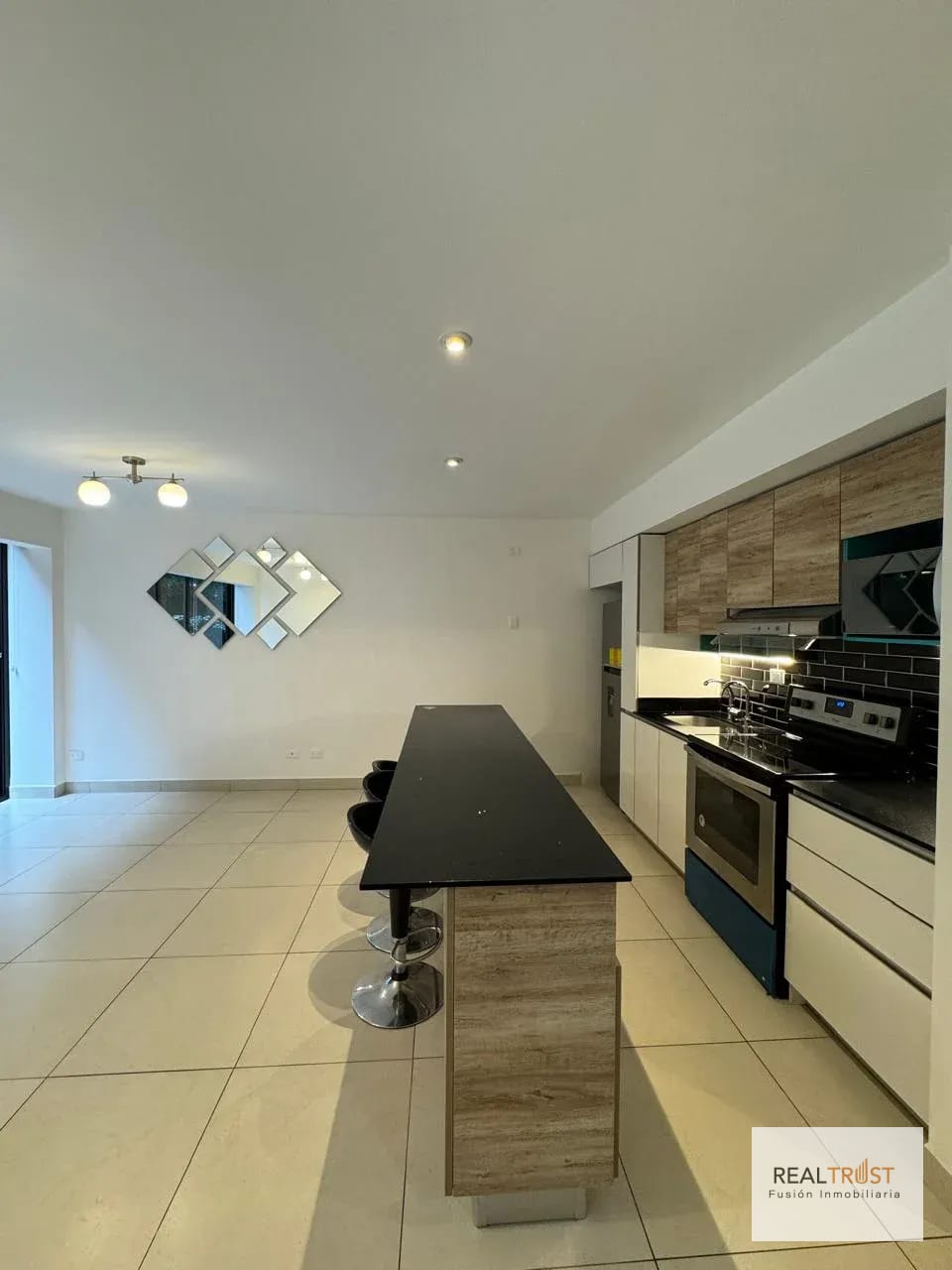 Apartamento en venta Edificio Be14 zona 14 primer nivel con jardín. — Apartamento en Venta en Be14, Zona 14, Guatemala, Ciudad — foto 13 de 16