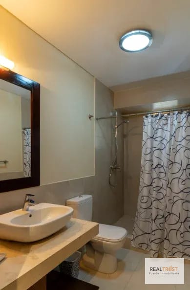 APARTAMENTO EN RENTA EDIFICIO COBELLA ZONA 14 — Apartamento en Alquiler en Cobella, Zona 14, Guatemala, Ciudad — foto 9 de 10