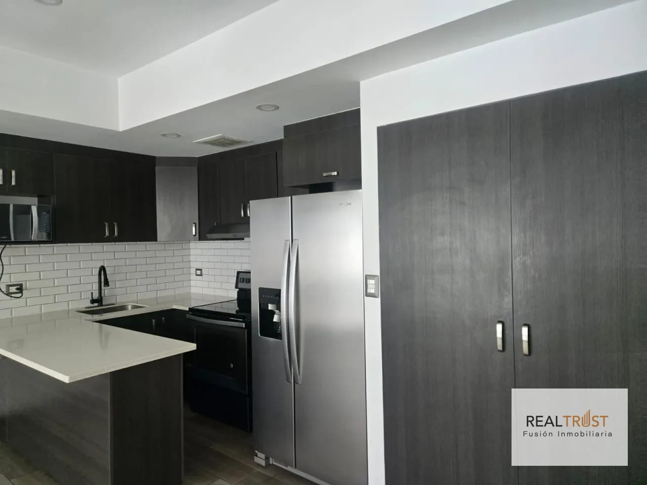 Apartamento en Edificio Tres15 zona 13 — Apartamento en Alquiler en Tres15, Zona 13, Guatemala, Ciudad — foto 4 de 10
