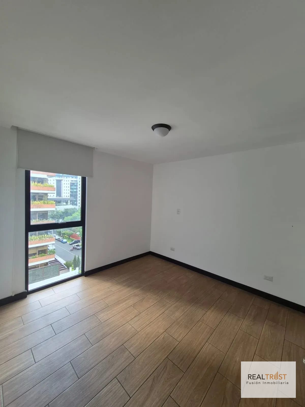 Apartamento en Renta Zona 15 Vista Hermosa 1 — Apartamento en Alquiler en Zona 15, Guatemala, Ciudad — foto 4 de 11