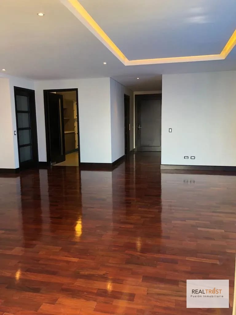 Apartamento en renta SANTA Inés zona 14 — Apartamento en Alquiler en Zona 14, Guatemala, Ciudad — foto 2 de 16