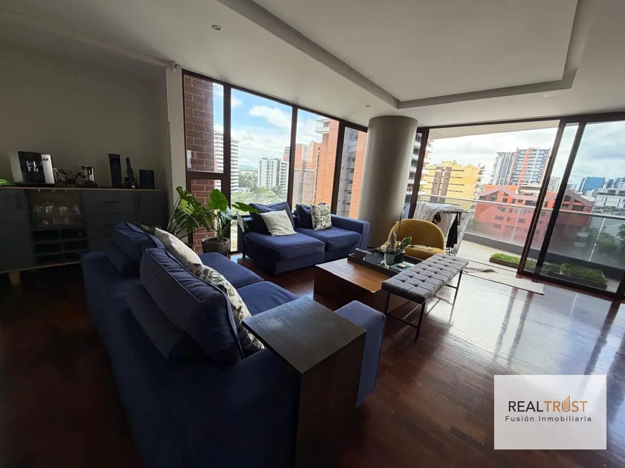 Apartamento en renta SANTA Inés zona 14 — Apartamento en Alquiler en Zona 14, Guatemala, Ciudad — foto 10 de 16