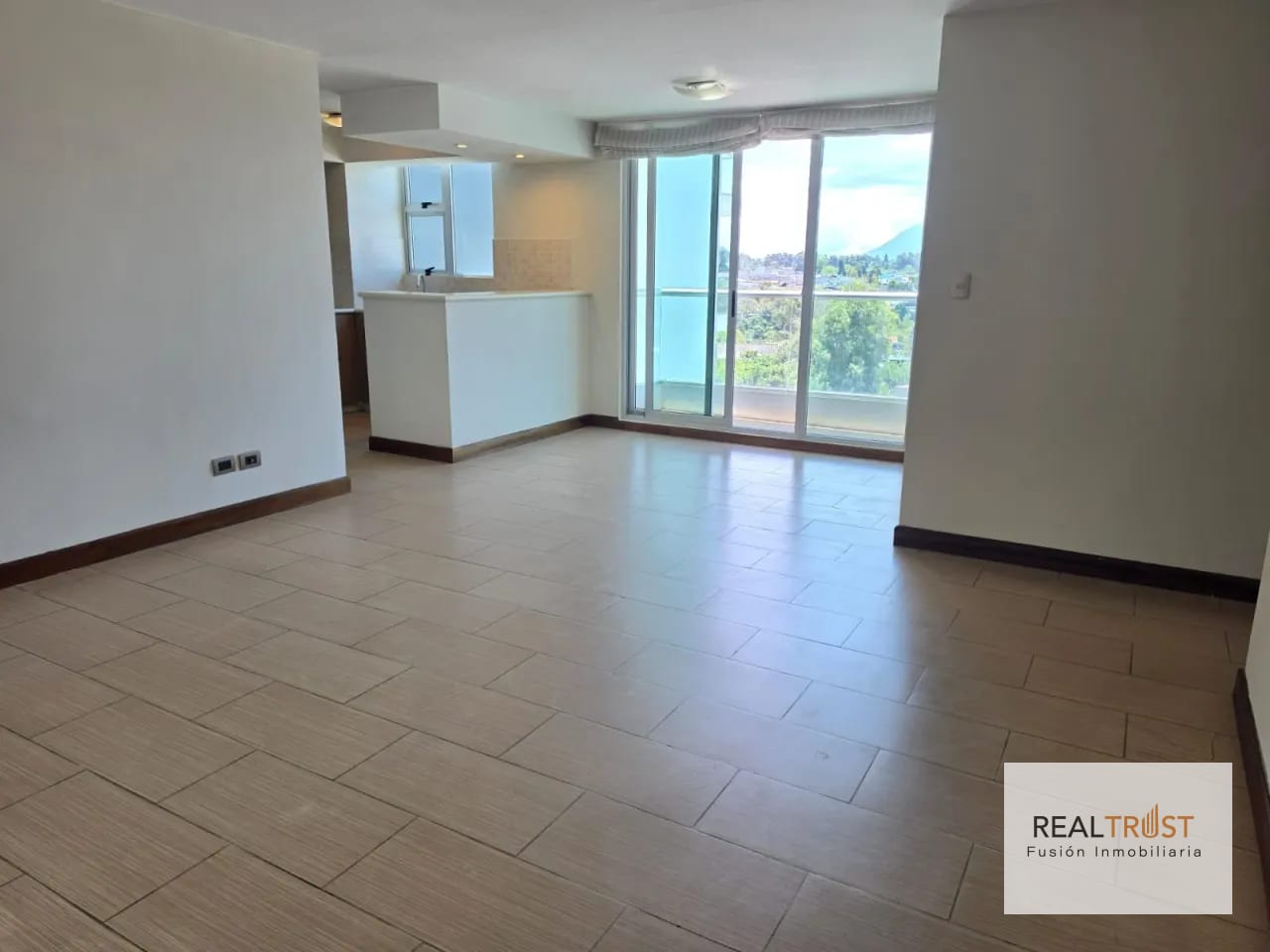 Apartamento en Renta Zona 14 la Villa — Apartamento en Alquiler en Zona 14, Guatemala, Ciudad — foto 1 de 17