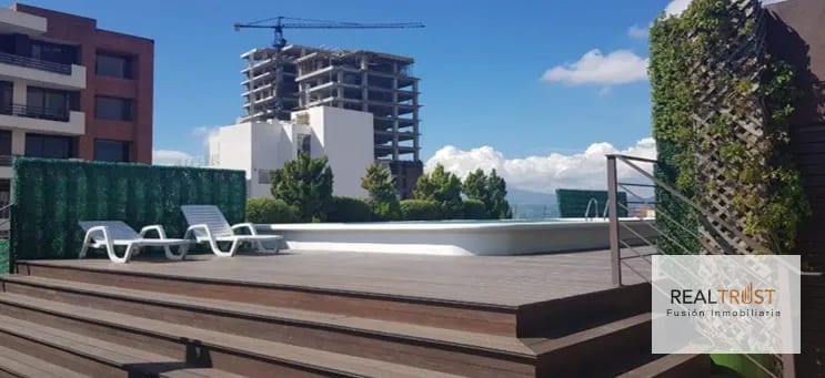 Apartamento en Renta Zona 14 Quattro — Apartamento en Alquiler en Zona 14, Guatemala, Ciudad — foto 3 de 8