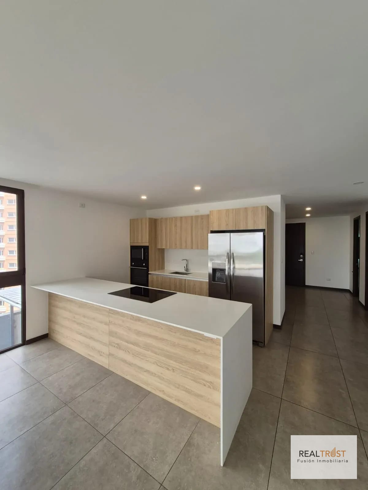 Amplio Apartamento en Venta Sector San Lázaro, Zona 15 — Apartamento en Venta en Zona 15, Guatemala, Ciudad — foto 2 de 15