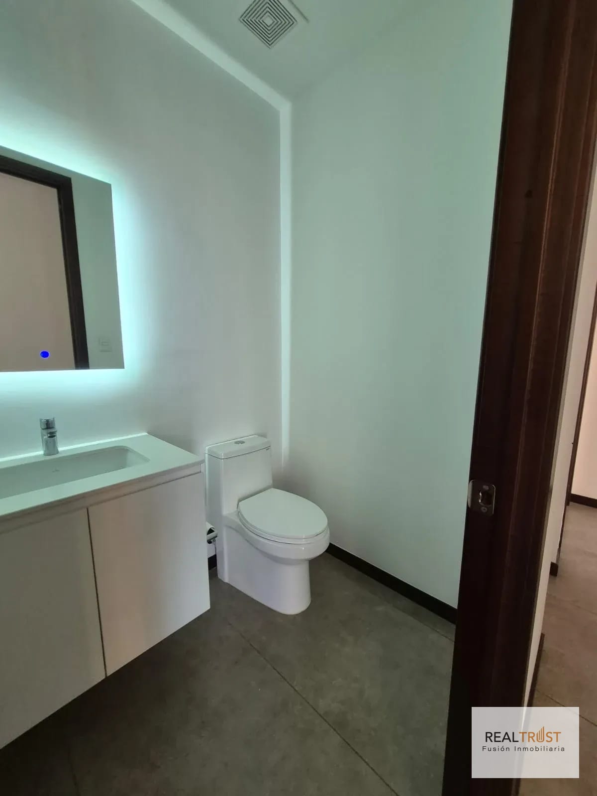 Moderno Apartamento en Venta Sector San Lázaro, Zona 15 — Apartamento en Venta en Zona 15, Guatemala, Ciudad — foto 3 de 11
