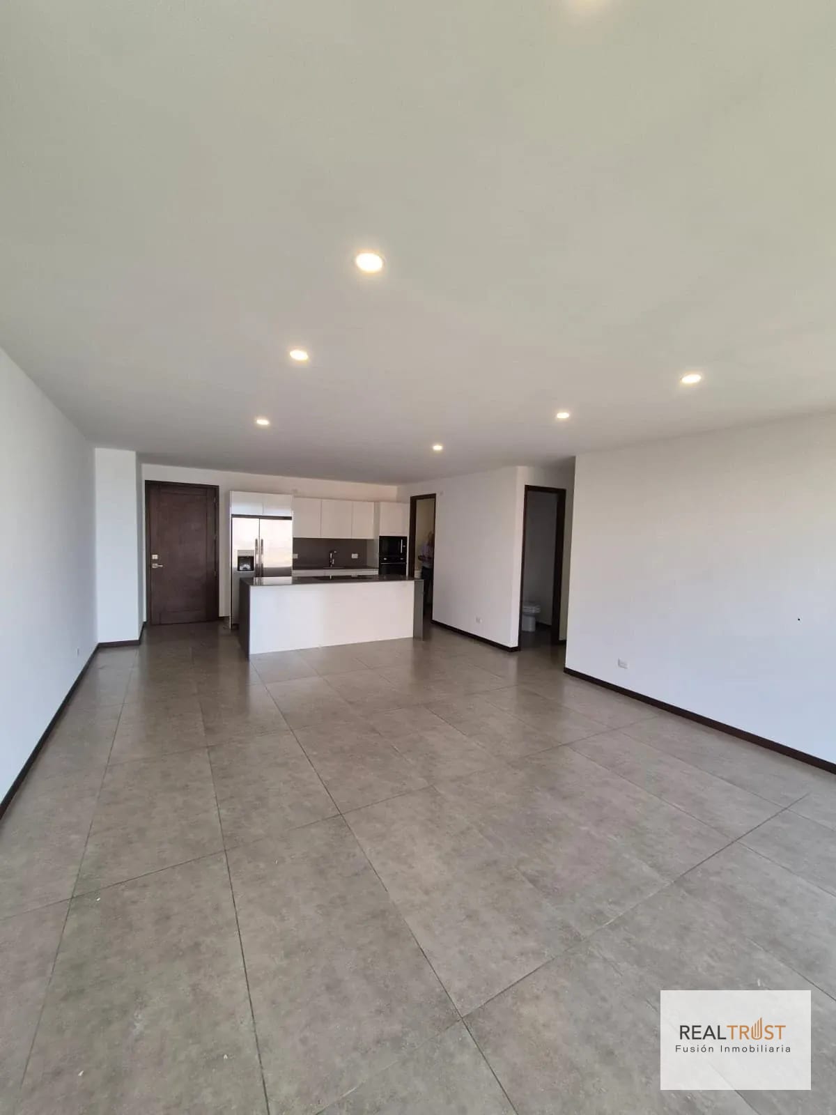 Moderno Apartamento en Venta Sector San Lázaro, Zona 15 — Apartamento en Venta en Zona 15, Guatemala, Ciudad — foto 2 de 11