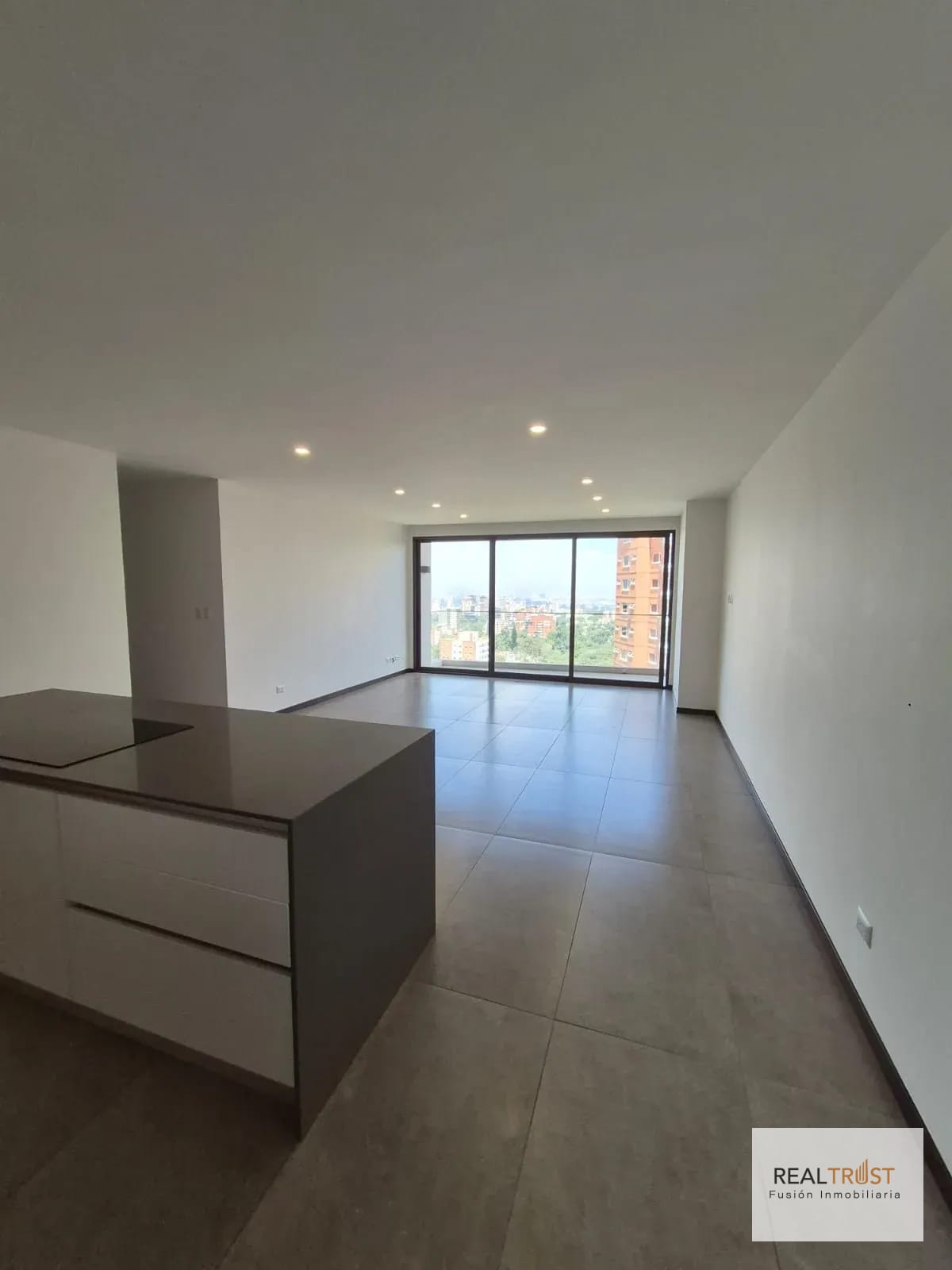 Moderno Apartamento en Venta Sector San Lázaro, Zona 15 — Apartamento en Venta en Zona 15, Guatemala, Ciudad — foto 4 de 11