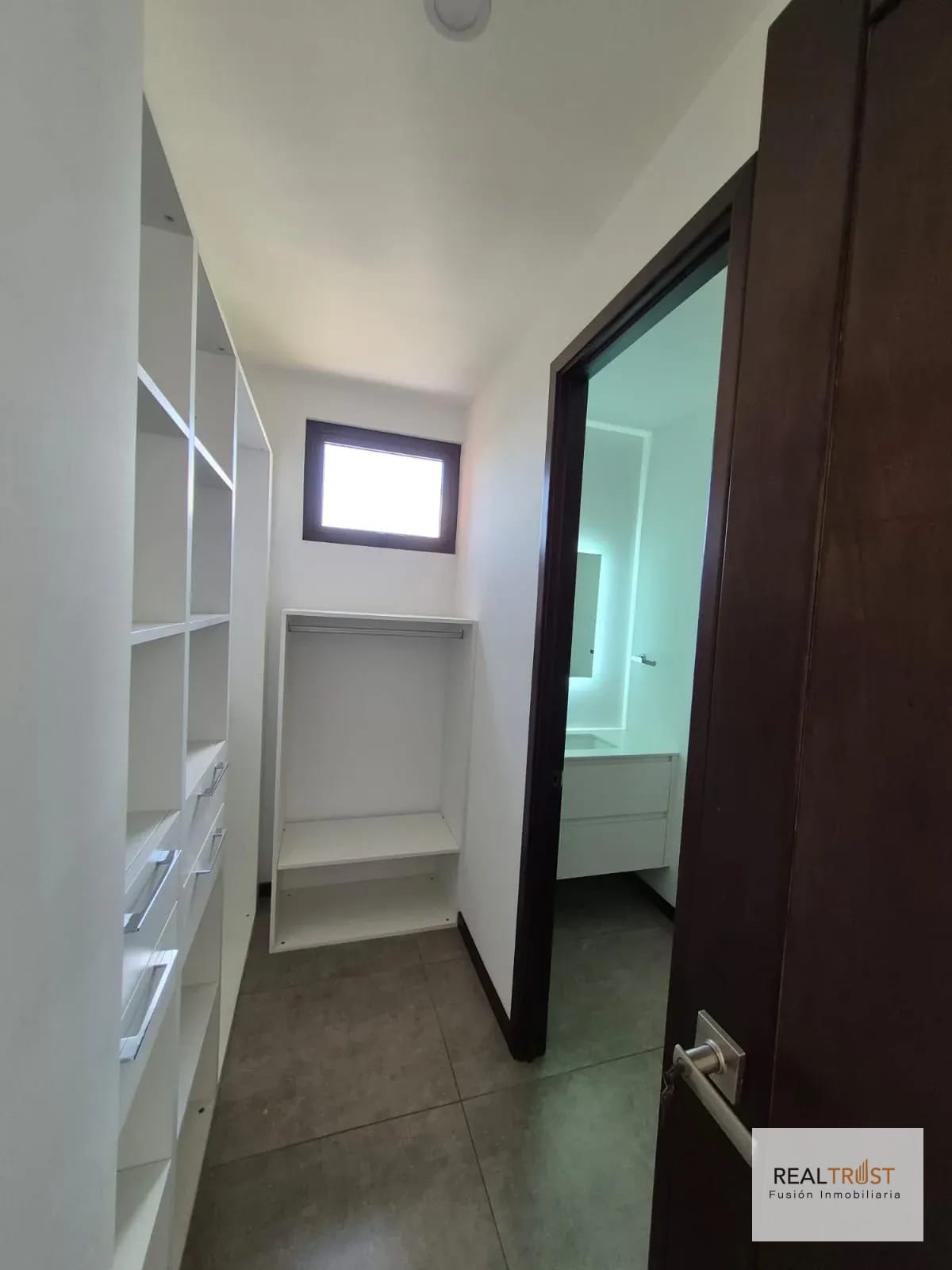 Moderno Apartamento en Venta Sector San Lázaro, Zona 15 — Apartamento en Venta en Zona 15, Guatemala, Ciudad — foto 6 de 11