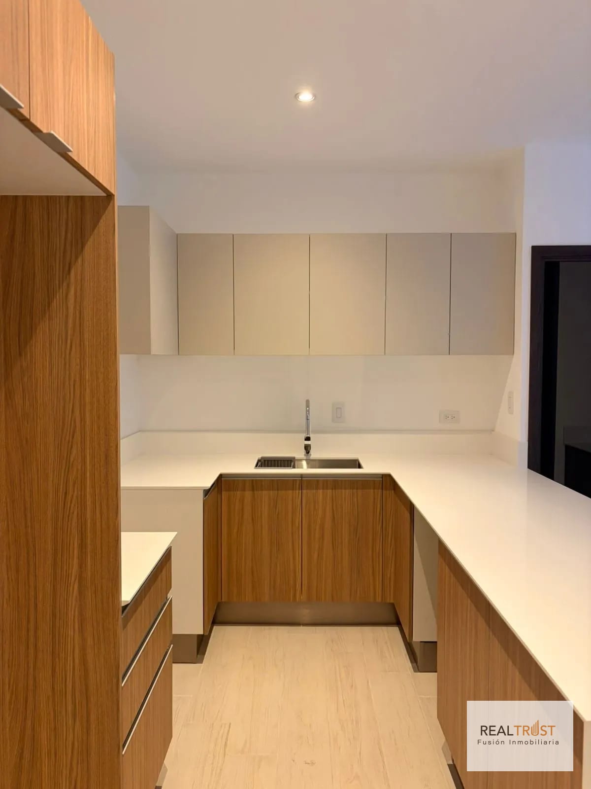 Apartamento en renta Spazio — Apartamento en Alquiler en Zona 15, Guatemala, Ciudad — foto 4 de 5