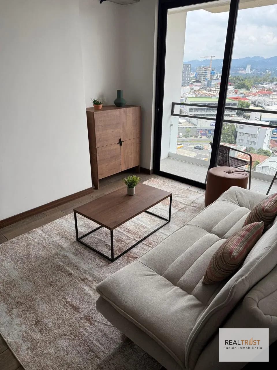 Apartamento Amueblado en Renta Inara Cuatro — Apartamento en Alquiler en Inara Cuatro Norte, Zona 4, Guatemala, Ciudad — foto 13 de 13