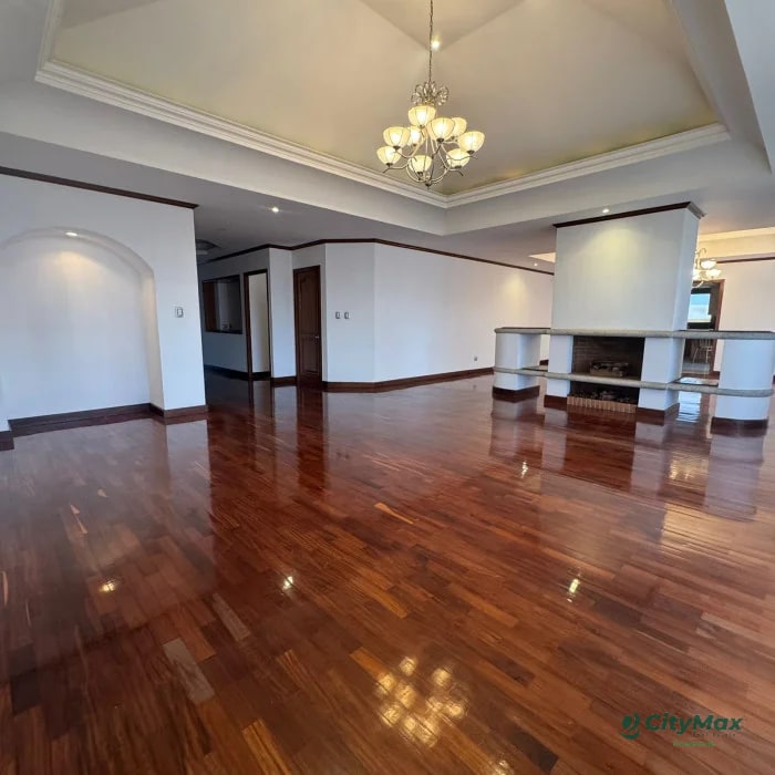 Penthouse en Venta zona 10 cerca de La Estación — Apartamento en Venta en Zona 10, Guatemala, Ciudad — foto 1 de 7