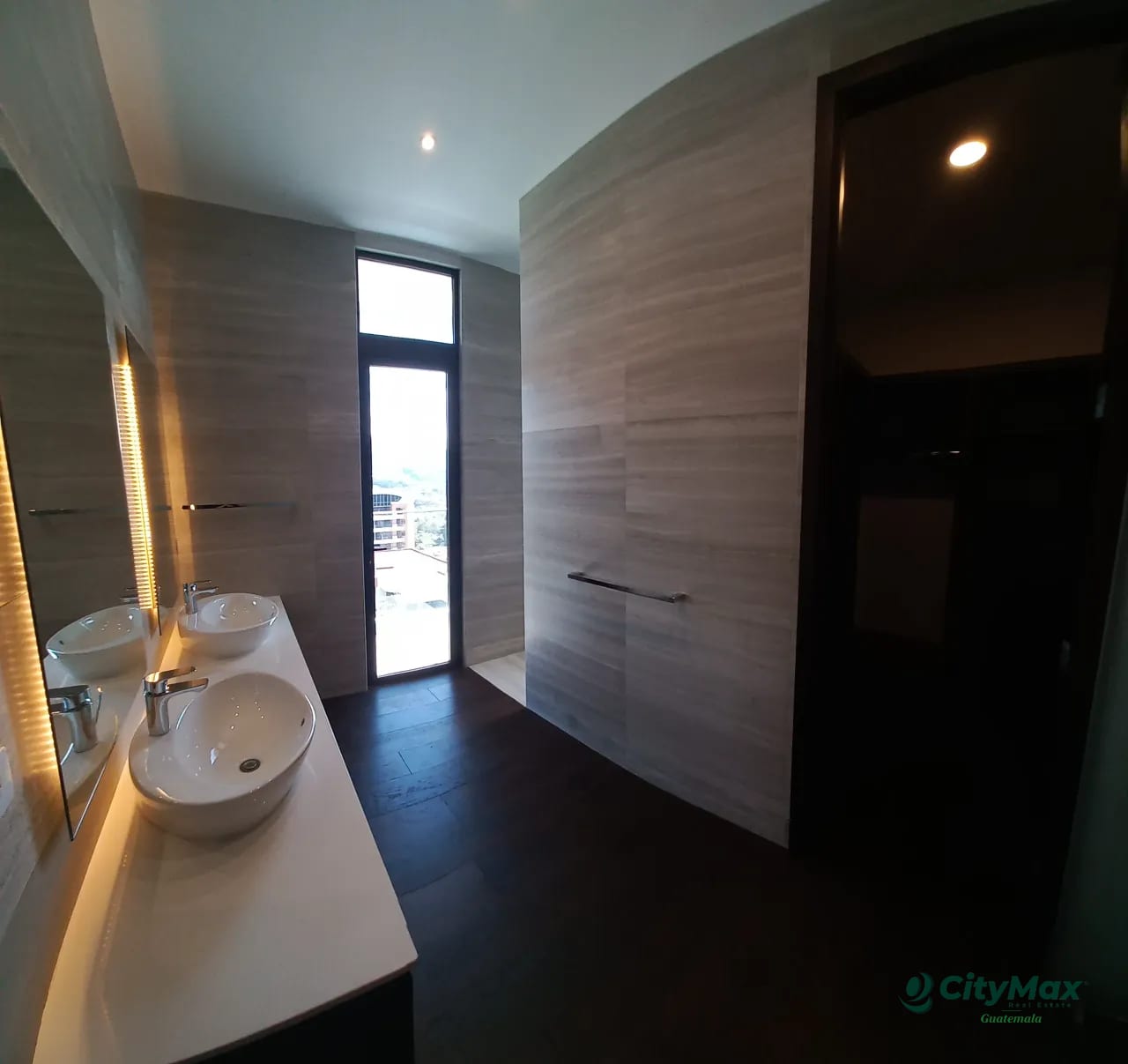 Apartamento en venta o Alquiler en zona 14 Guatemala — Apartamento en Venta en Echo, Zona 14, Guatemala, Ciudad — foto 2 de 10