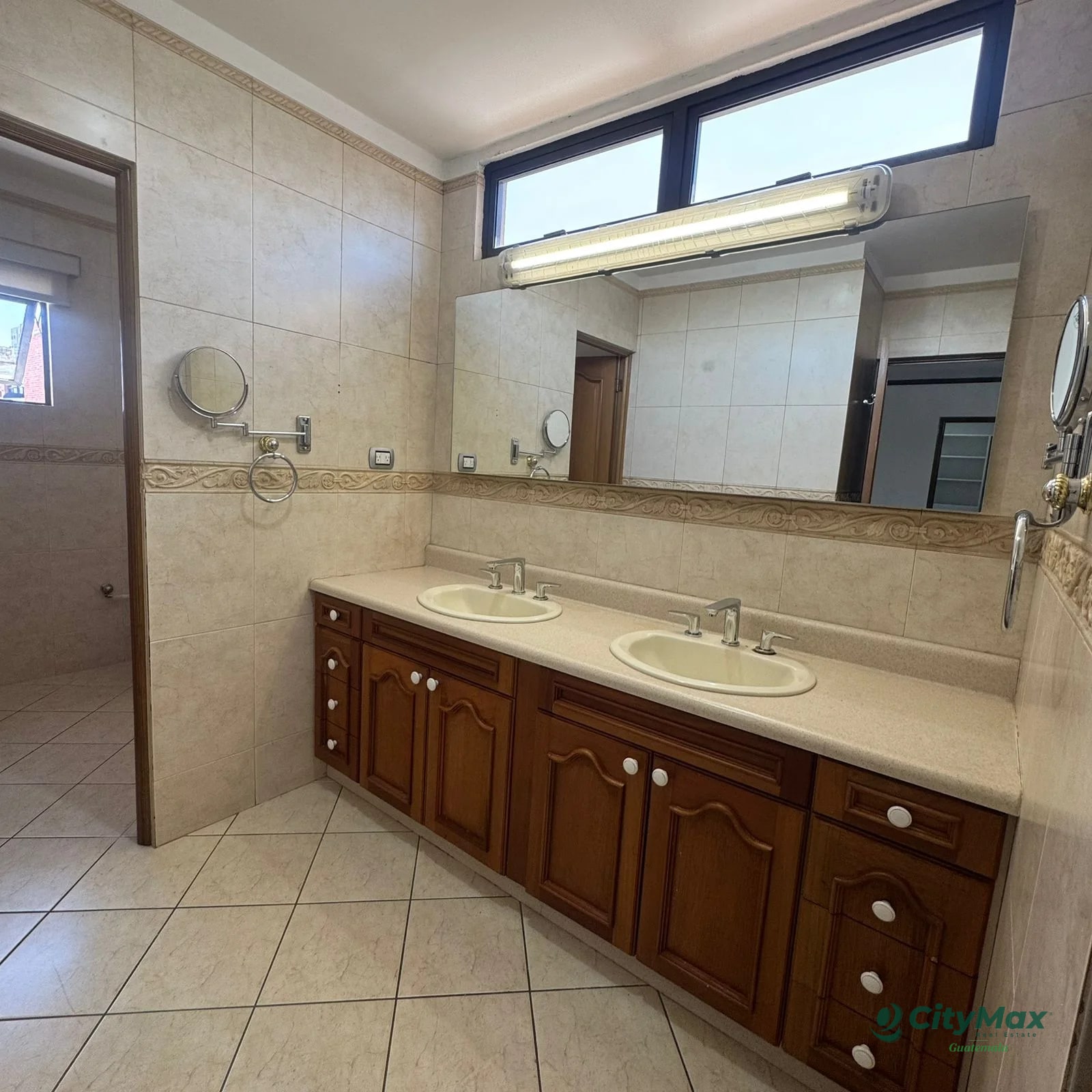 Penthouse en Venta zona 10 cerca de La Estación — Apartamento en Venta en Torre Castelar, Zona 10, Guatemala, Ciudad — foto 5 de 16