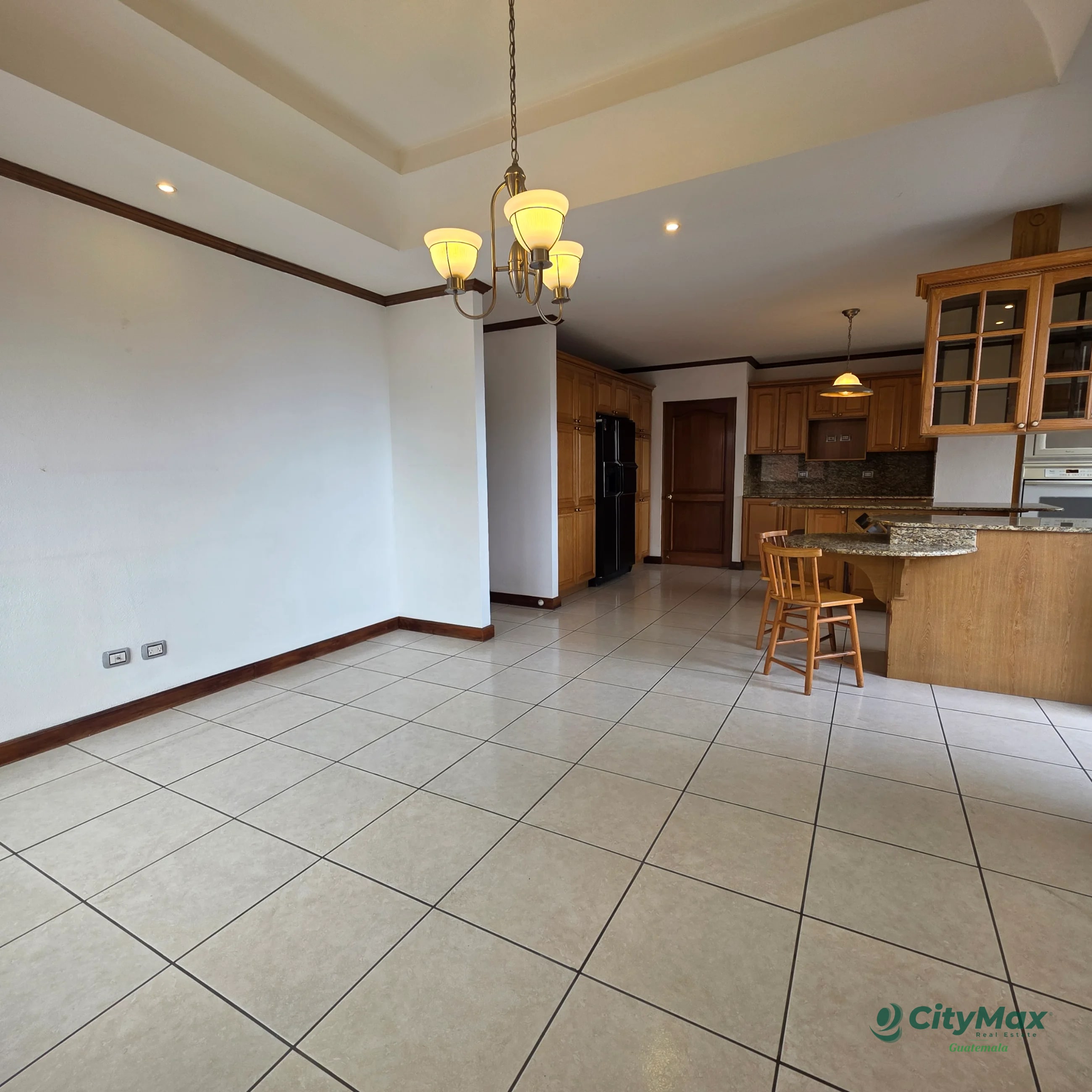 Penthouse en Venta zona 10 cerca de La Estación — Apartamento en Venta en Torre Castelar, Zona 10, Guatemala, Ciudad — foto 3 de 16