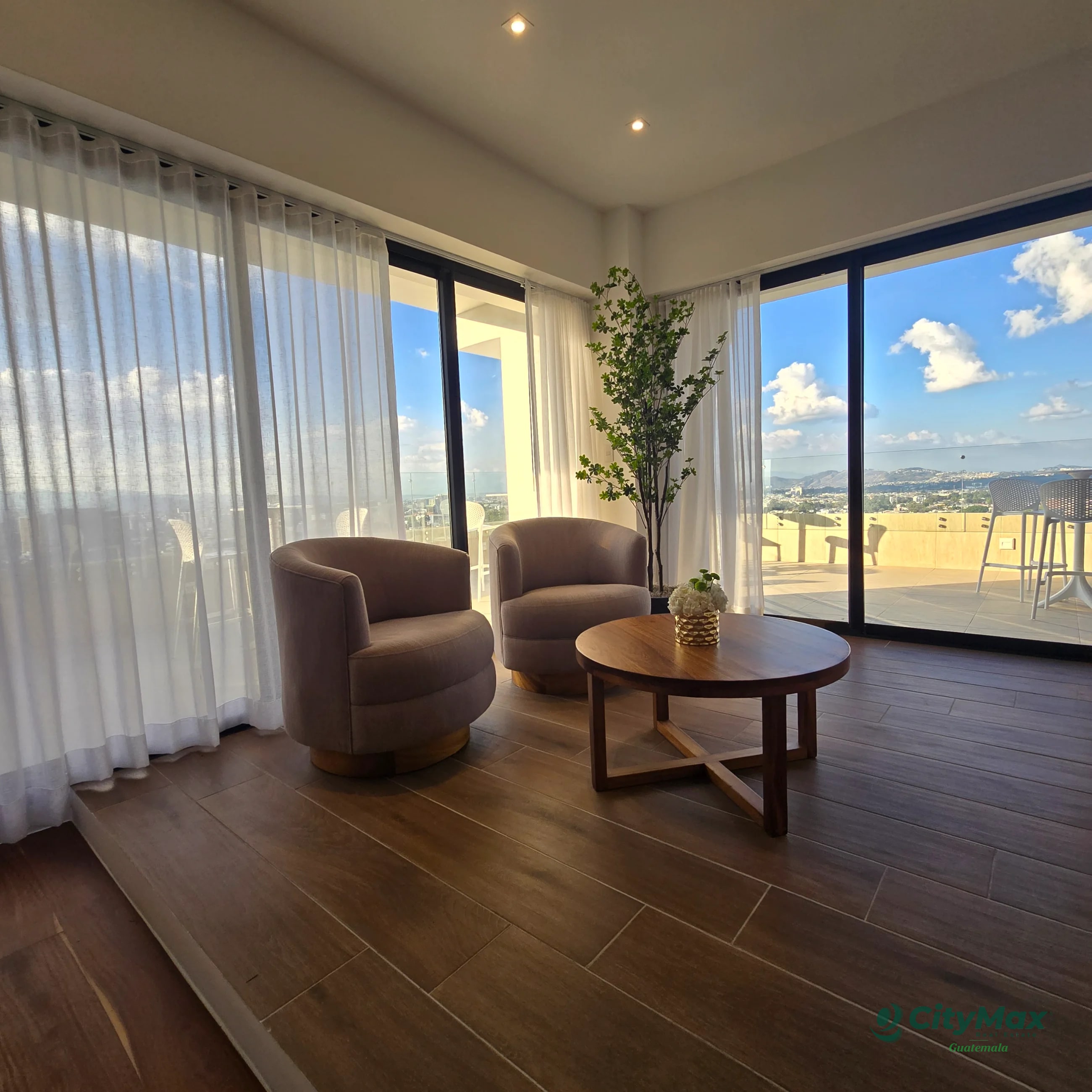 Penthouse de lujo Amueblado en Venta Zona 10 Guatemala — Apartamento en Venta en Milenia, Zona 10, Guatemala, Ciudad — foto 3 de 15