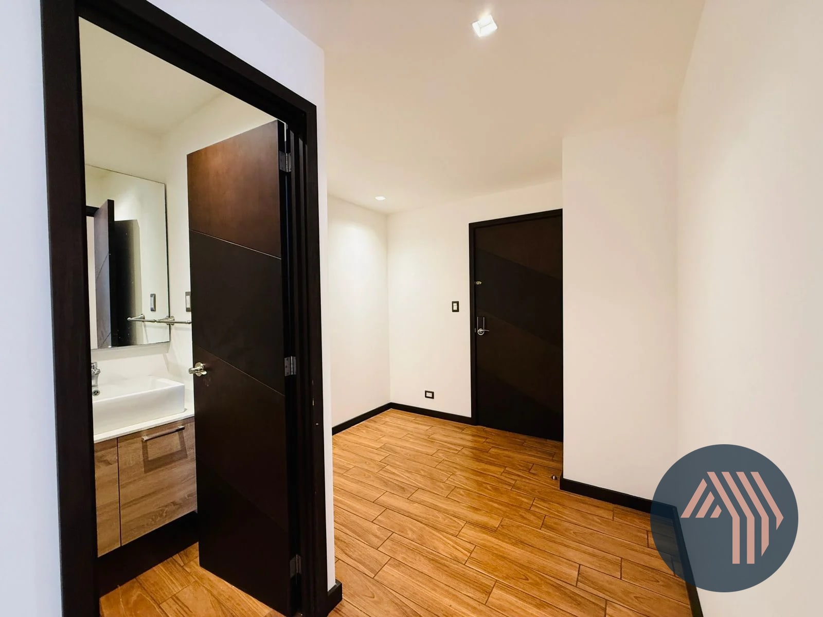 ALQUILER DE APARTAMENTO CON AMPLIA TERRAZA - DORAL, VH1 ZONA 15 - 4