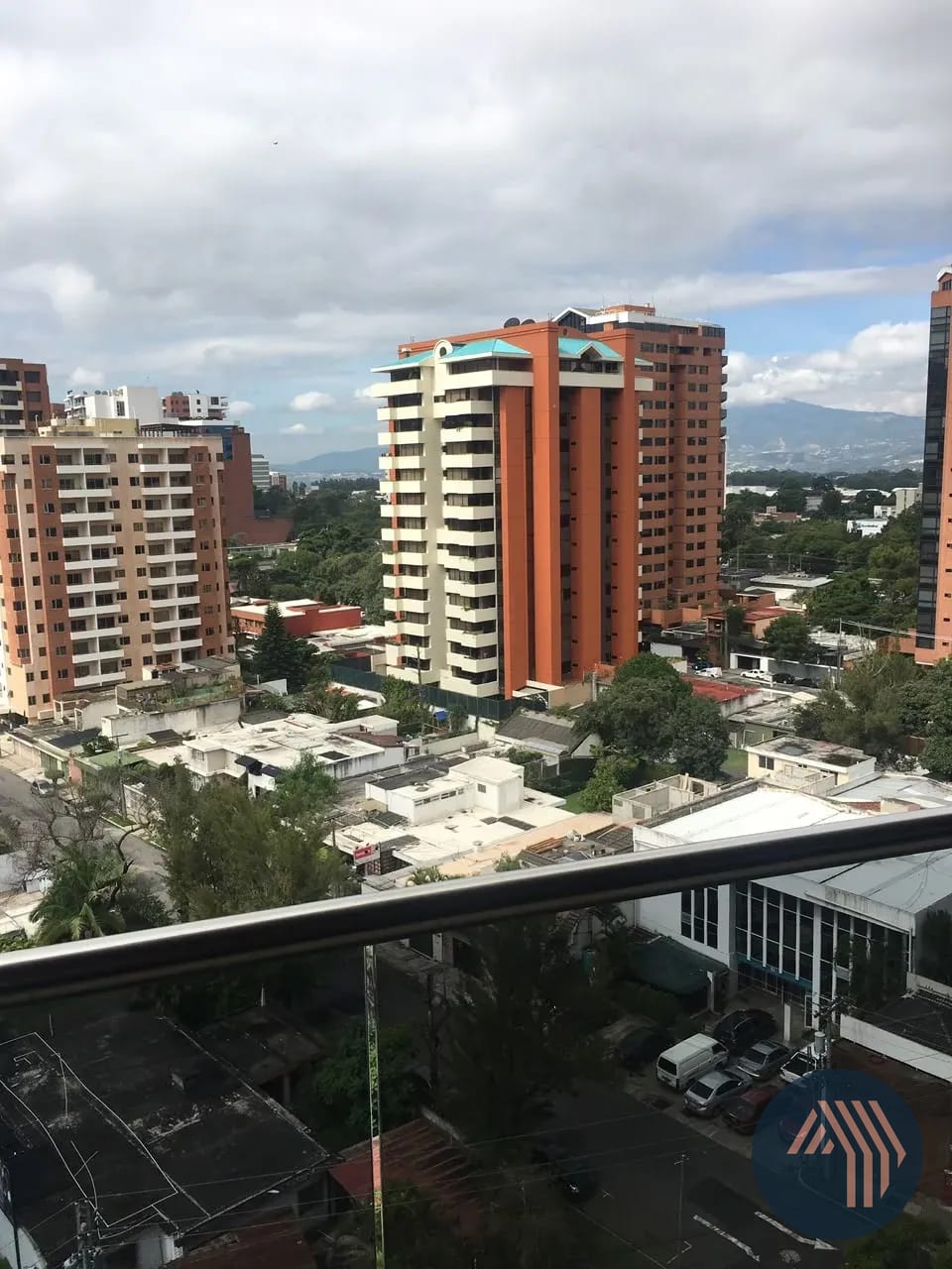 Alquiler de Amplio Apartamento - Santa Sofia, Zona 10 — Apartamento en Venta en Zona 14, Guatemala, Ciudad — foto 2 de 9