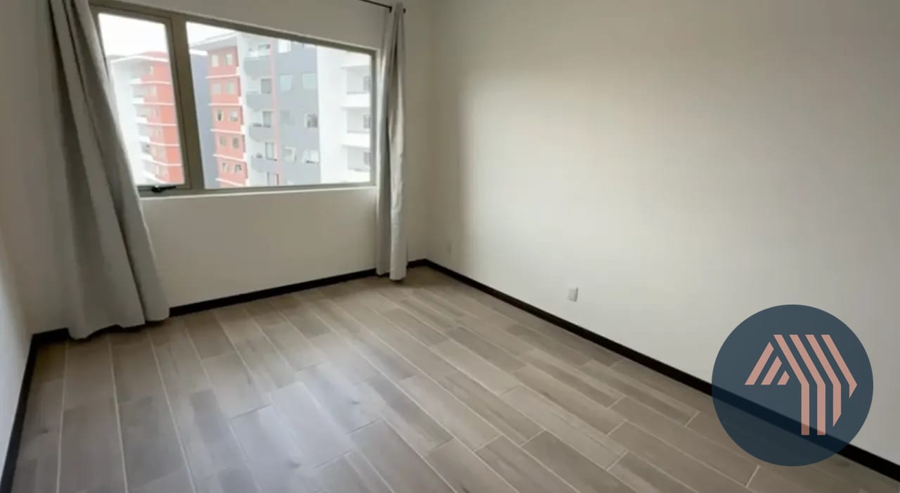 Alquiler de Lindo Apartamento - Plaza Segheria, Zona 14 — Apartamento en Alquiler en Segheria, Zona 14, Guatemala, Ciudad — foto 11 de 16