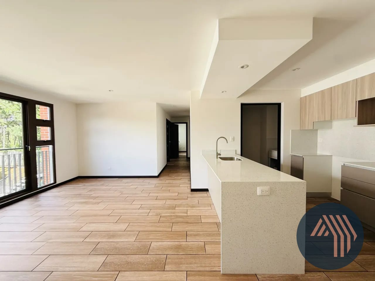 Alquiler de Apartamento para Estrenar - San Isidro 20/21, Zona 16 — Apartamento en Alquiler en San Isidro 20/21, Zona 16, Guatemala, Ciudad — foto 1 de 17