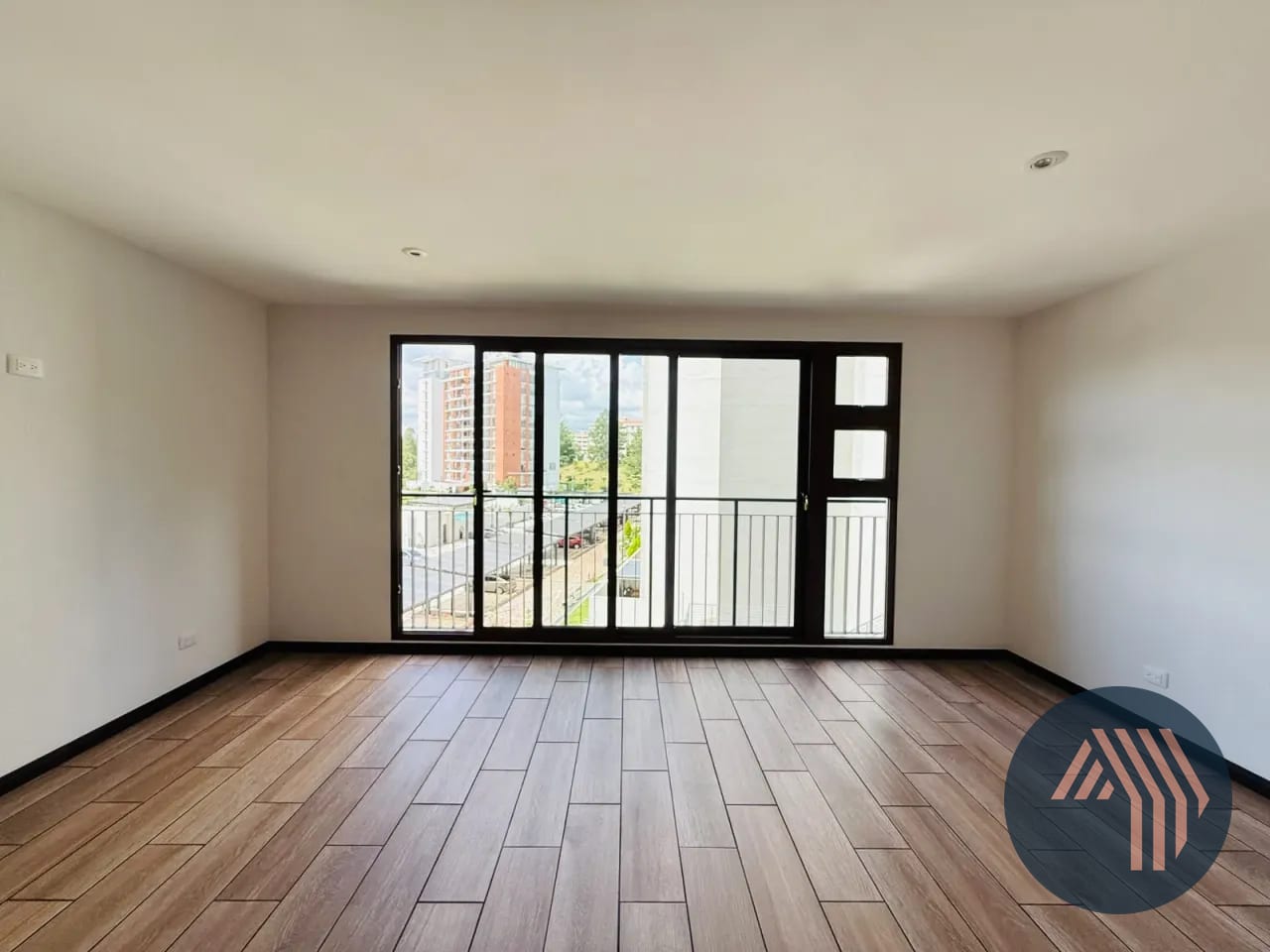 Alquiler de Apartamento para Estrenar - San Isidro 20/21, Zona 16 — Apartamento en Alquiler en San Isidro 20/21, Zona 16, Guatemala, Ciudad — foto 4 de 17
