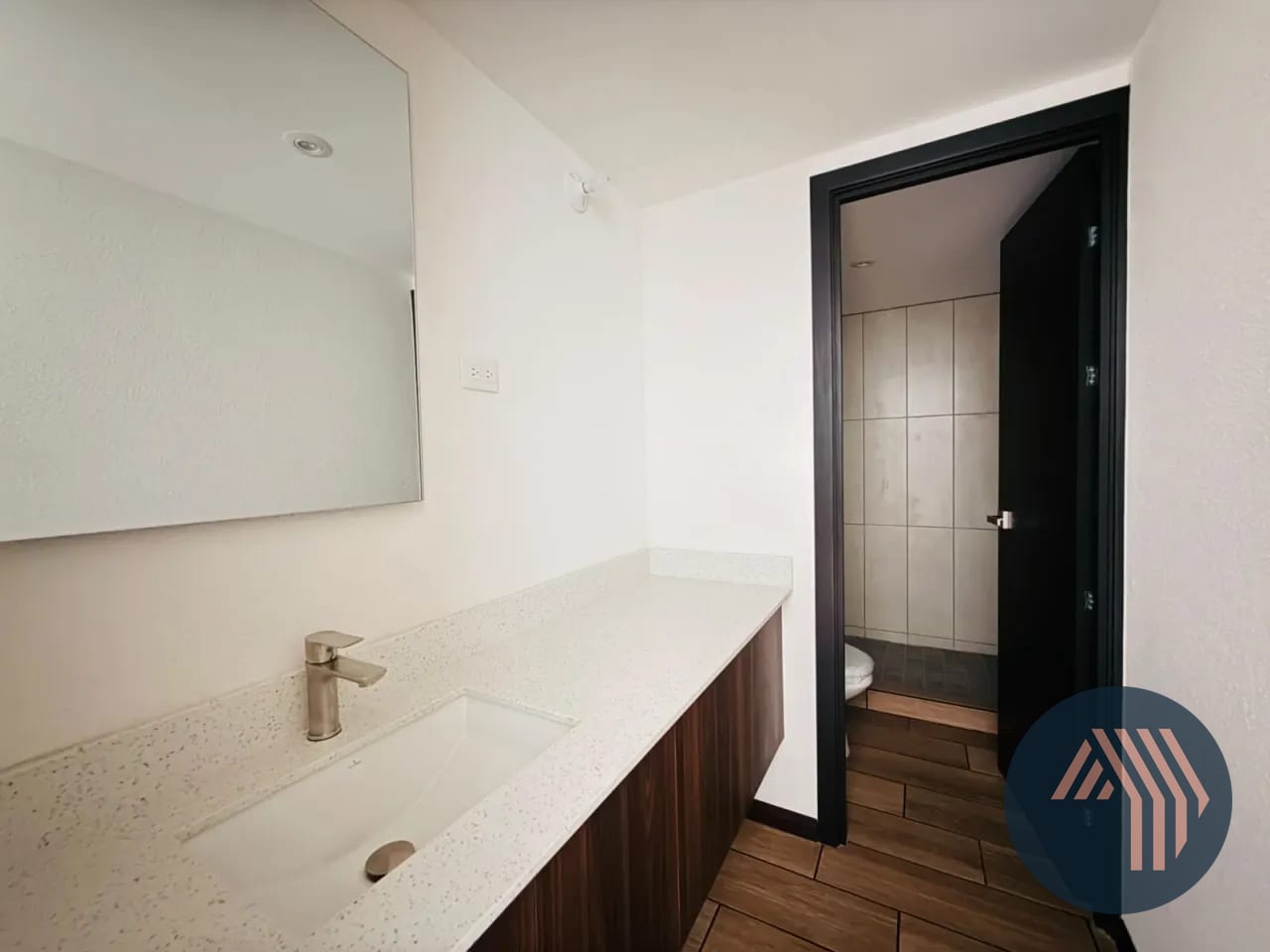 Alquiler de Apartamento para Estrenar - San Isidro 20/21, Zona 16 — Apartamento en Alquiler en San Isidro 20/21, Zona 16, Guatemala, Ciudad — foto 11 de 17