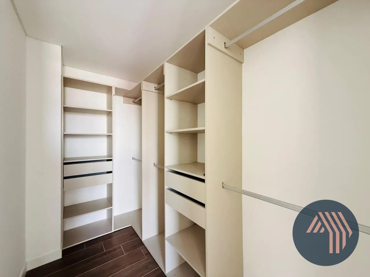 Alquiler de Apartamento para Estrenar - Ferre 10, Zona 10 — Apartamento en Alquiler en Ferré Diez, Zona 10, Guatemala, Ciudad — foto 11 de 17