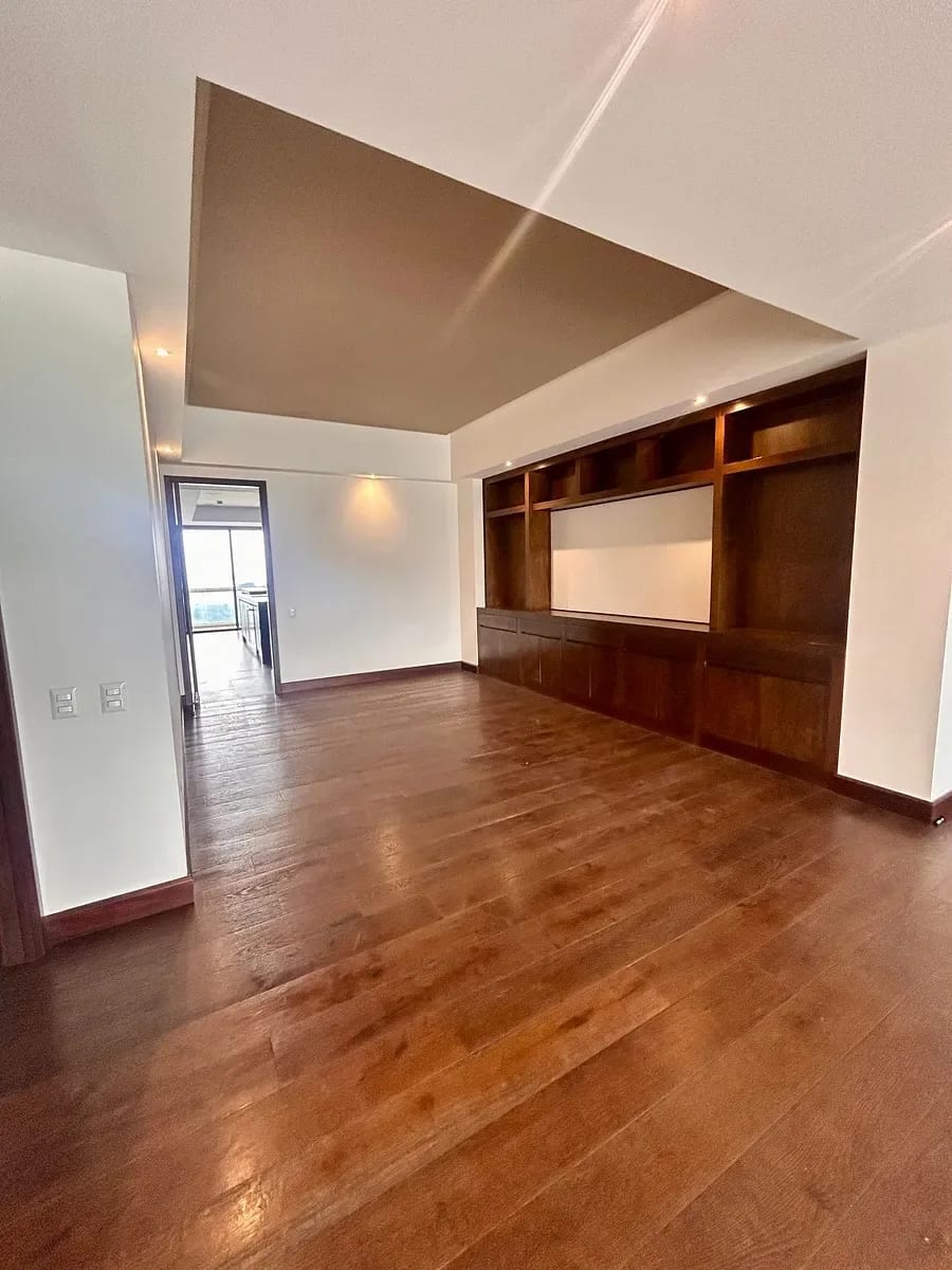 Venta de Lindo Apartamento en Tiffany 5ta — Apartamento en Venta en Tiffany 5ta Avenida, Zona 14, Guatemala, Ciudad — foto 8 de 16