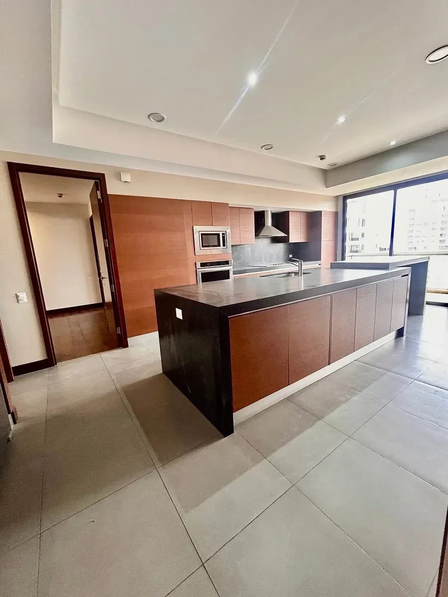 Apartamento en Alquiler Tiffany (Vista a la Cañada) — Apartamento en Alquiler en Tiffany 5ta Avenida, Zona 14, Guatemala, Ciudad — foto 7 de 11
