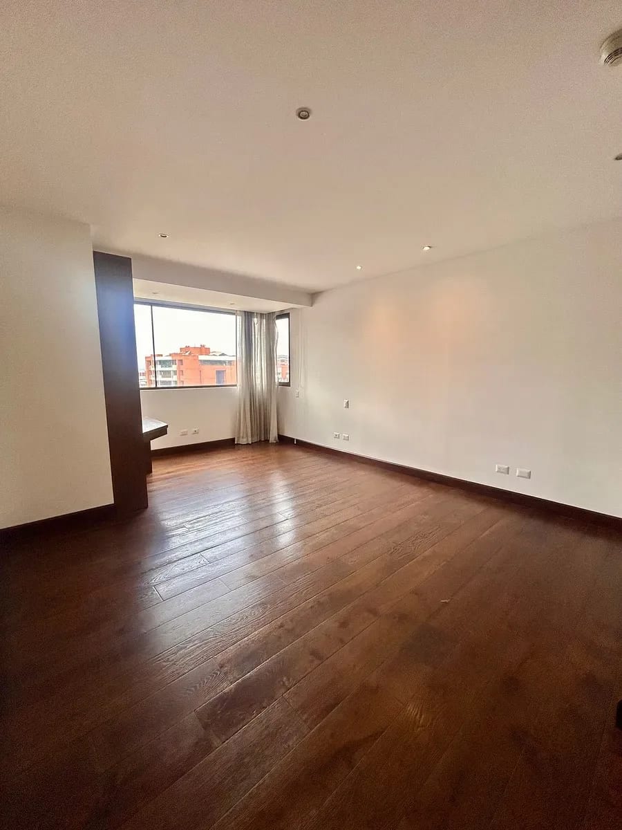 Apartamento en Alquiler Tiffany (Vista a la Cañada) — Apartamento en Alquiler en Tiffany 5ta Avenida, Zona 14, Guatemala, Ciudad — foto 10 de 11