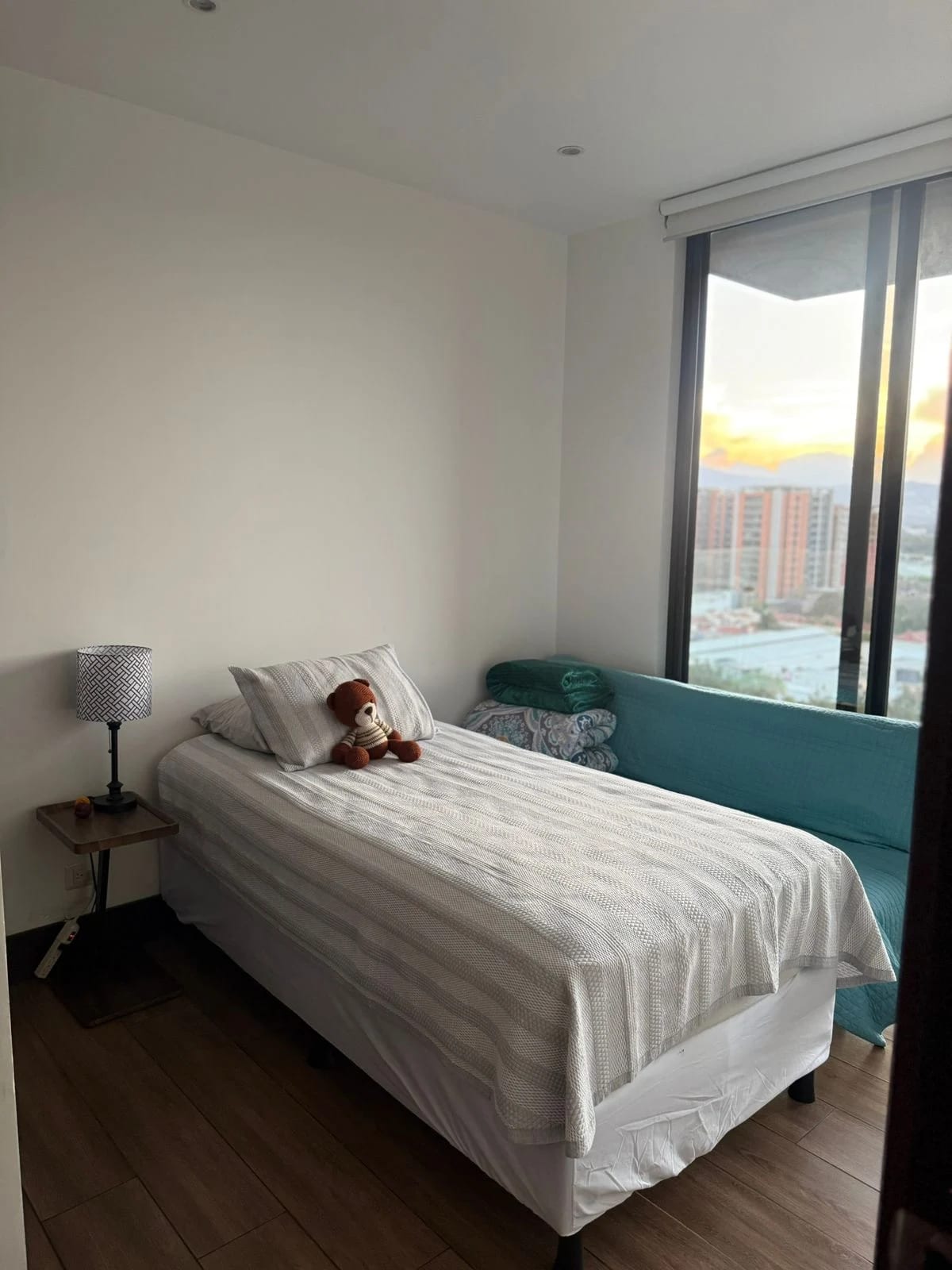 Apartamento en Alquiler en Zona 14 con Linda vista — Apartamento en Alquiler en Vistana, Zona 14, Guatemala, Ciudad — foto 9 de 10