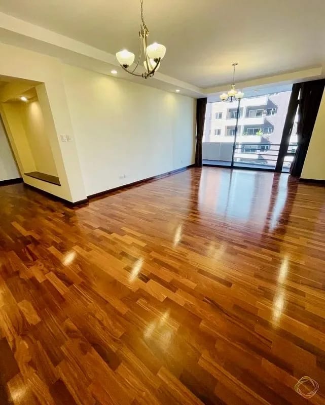Apartamento Espectacular en Edificio Zona 14 — Apartamento en Venta en Zona 14, Guatemala, Ciudad — foto 2 de 10