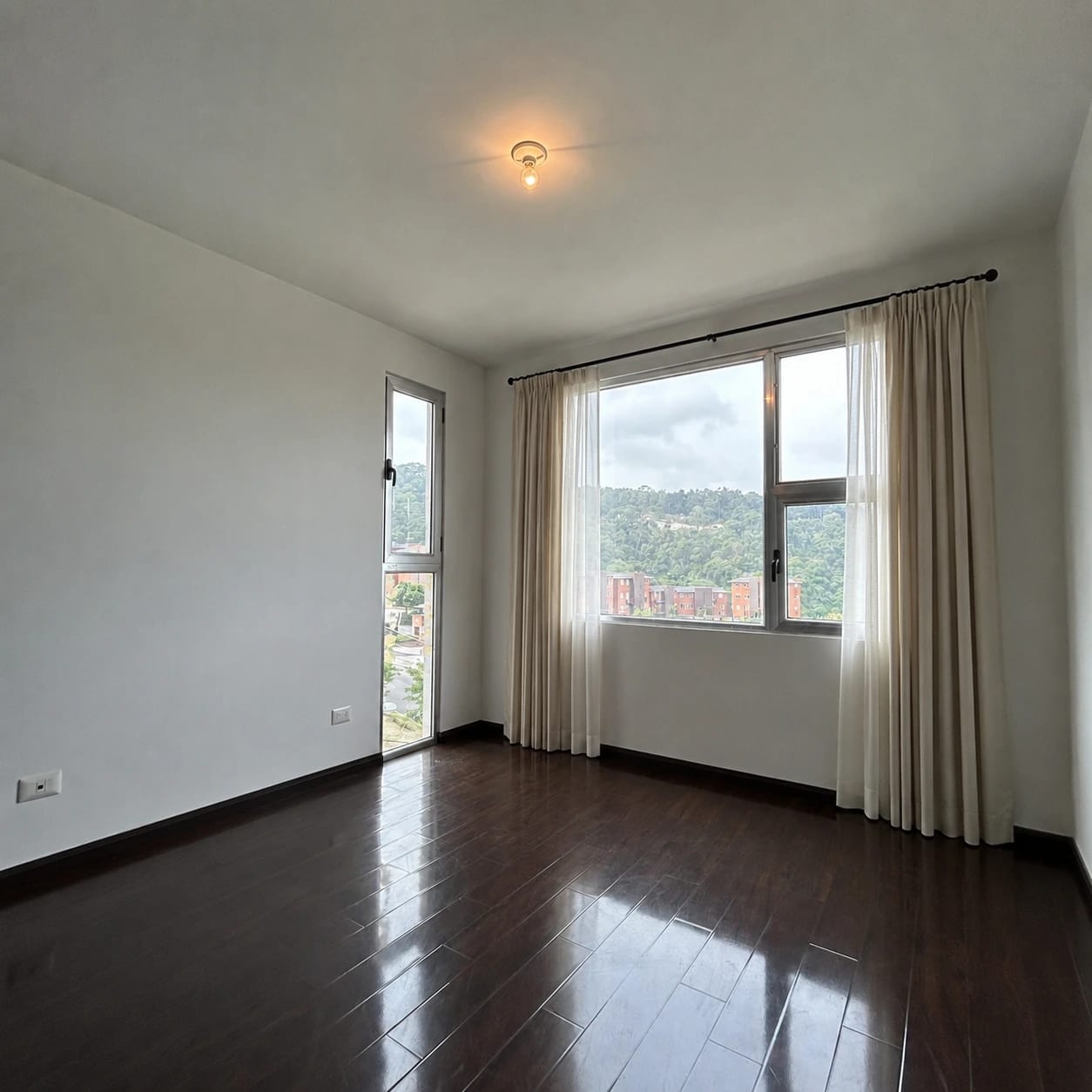 Venta de apartamento en zona 16 — Apartamento en Venta en Zona 16, Guatemala, Ciudad — foto 5 de 11