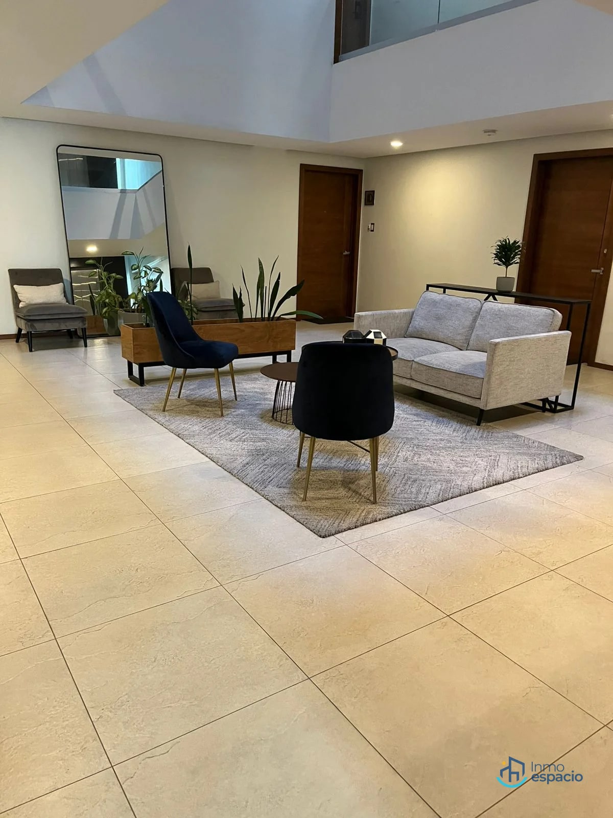 Apartamento amueblado en venta en Vila Flor, Zona 16 - 10
