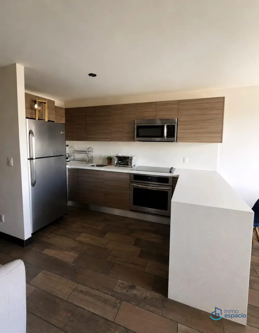 Apartamento en alquiler ubicado en Zona 10 — Apartamento en Alquiler en Verona, Zona 10, Guatemala, Ciudad — foto 8 de 16