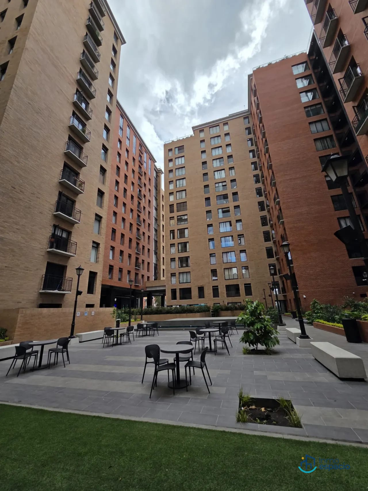 Apartamento en venta - Zona 5 — Apartamento en Venta en Céntrico, Zona 5, Guatemala, Ciudad — foto 1 de 10