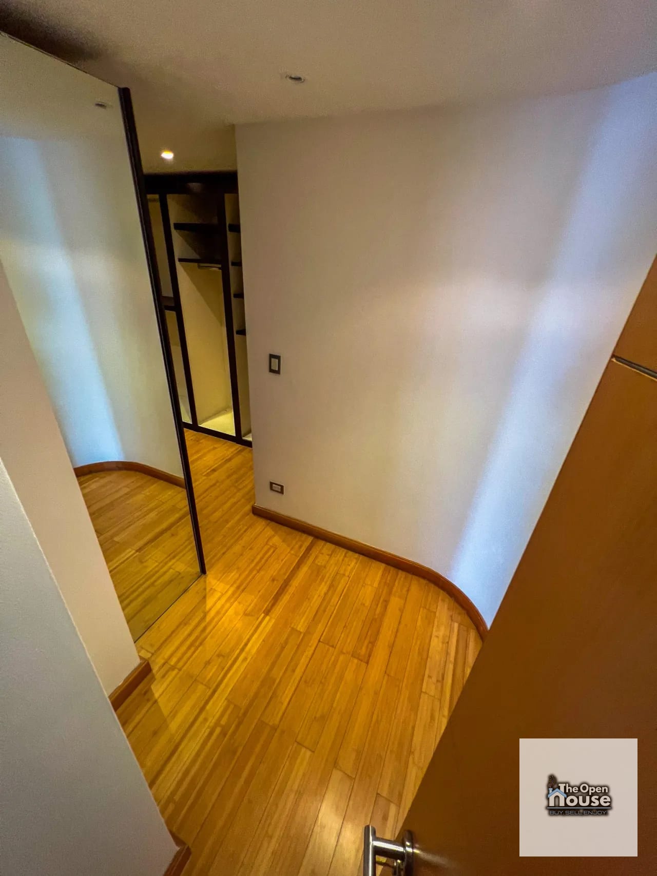Apartamento Atrium Zona 10 Guatemala — Apartamento en Venta en Zona 10, Guatemala, Ciudad — foto 6 de 15