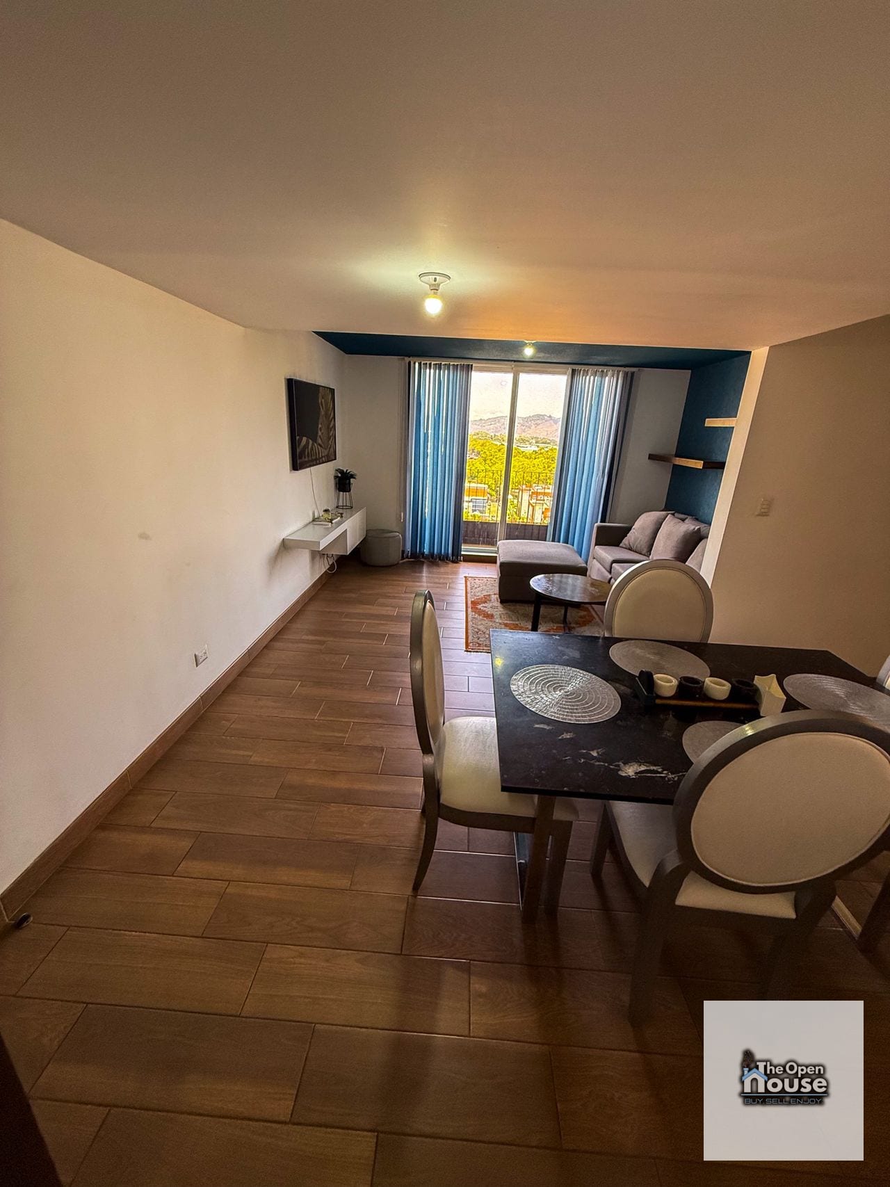 Penthouse en Renta – Edificio Roque | Zona 2, Ciudad de Guatemala — Apartamento en Alquiler en Edificio Roque, Zona 2, Guatemala, Ciudad — foto 5 de 17