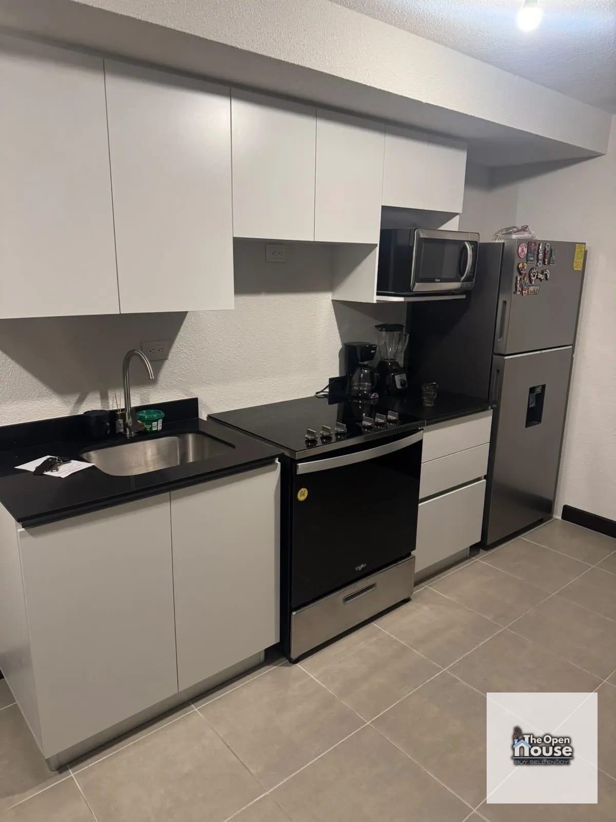 Apartamento Amueblado en Renta – Esenta, Zona 12 — Apartamento en Alquiler en Esenta, Zona 12, Guatemala, Ciudad — foto 5 de 16