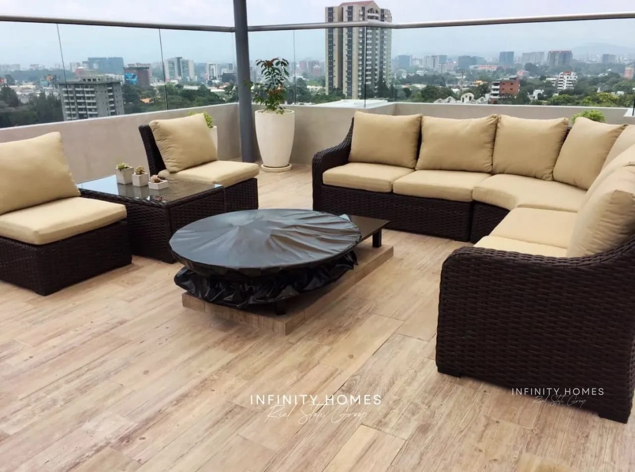 APARTAMENTO EN RENTA Vista Hermosa 2 — NU Zona 15 — Apartamento en Alquiler en Nu, Zona 15, Guatemala, Ciudad — foto 2 de 9